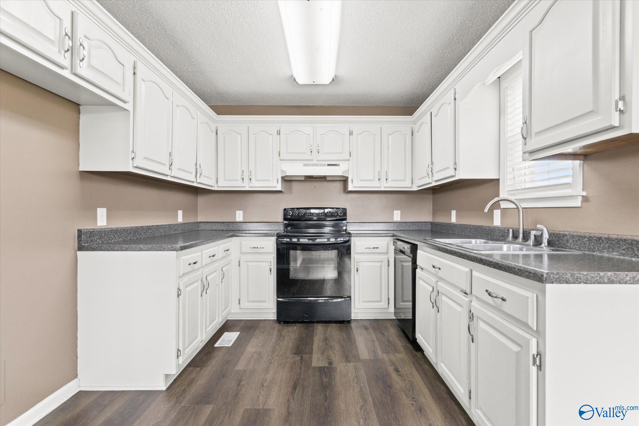 4760 Pleasant Hill Road