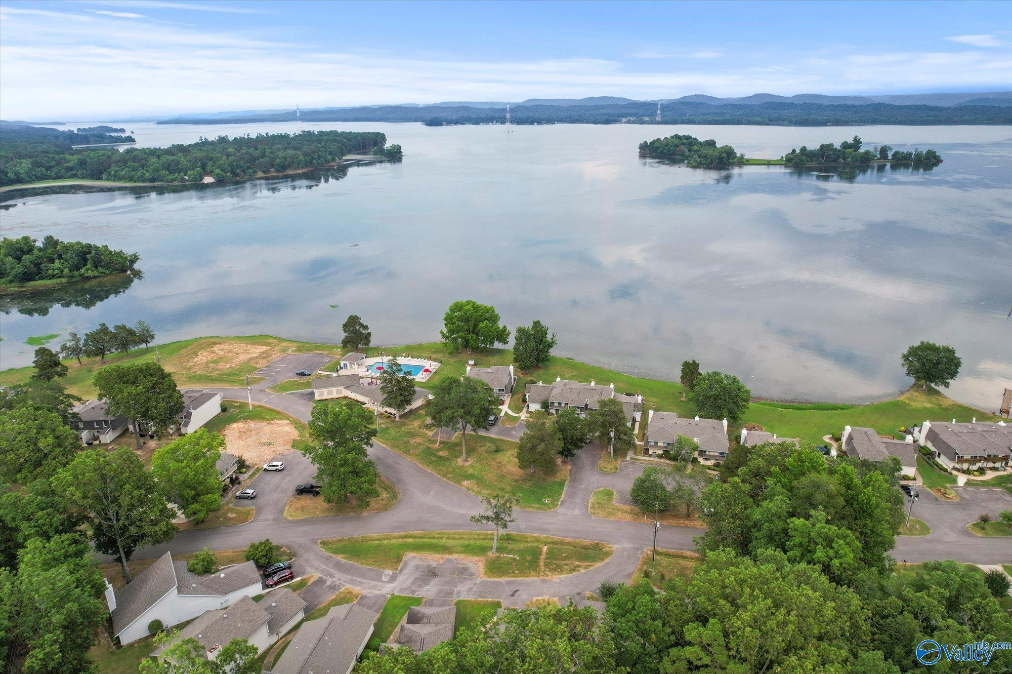 77 Riverbend Circle # 77