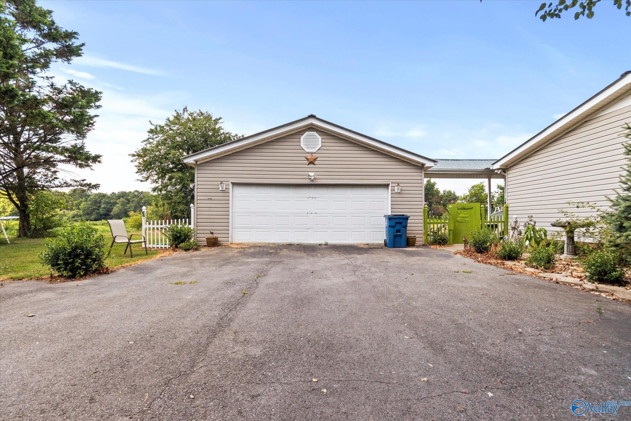 7500 Section Line Road