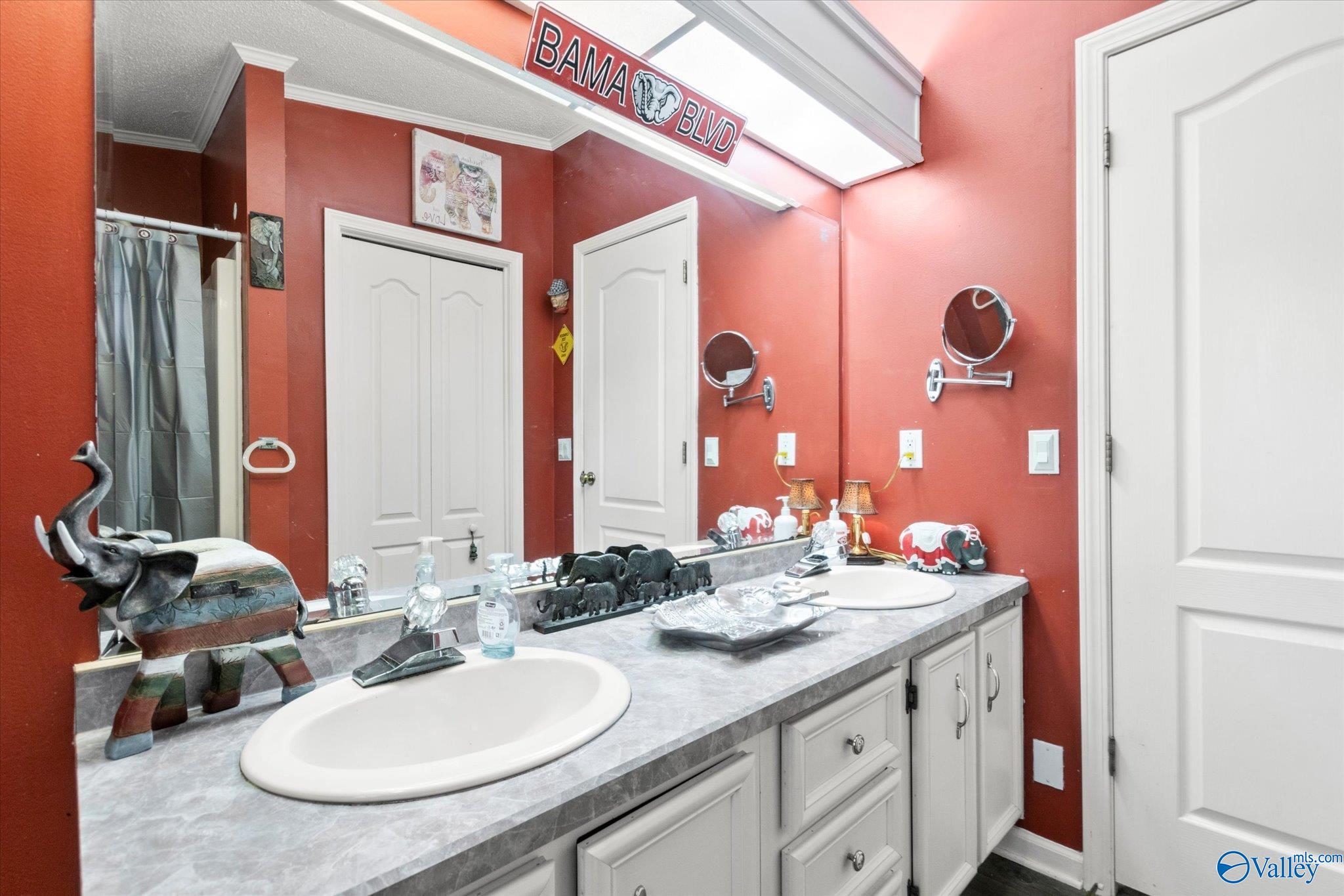 7500 Section Line Road