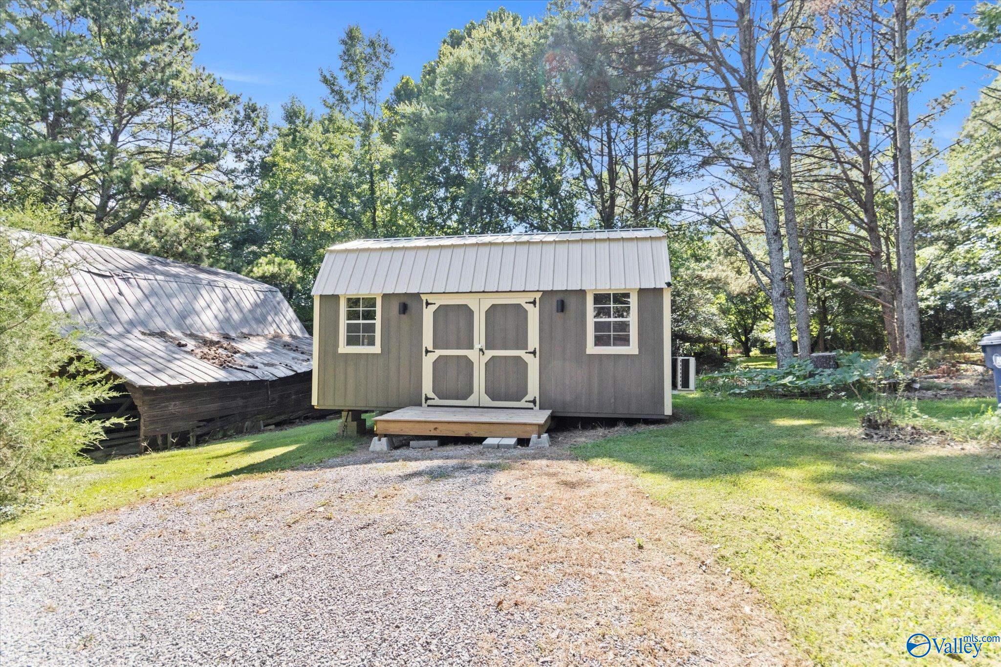 324 Weatherly Avenue