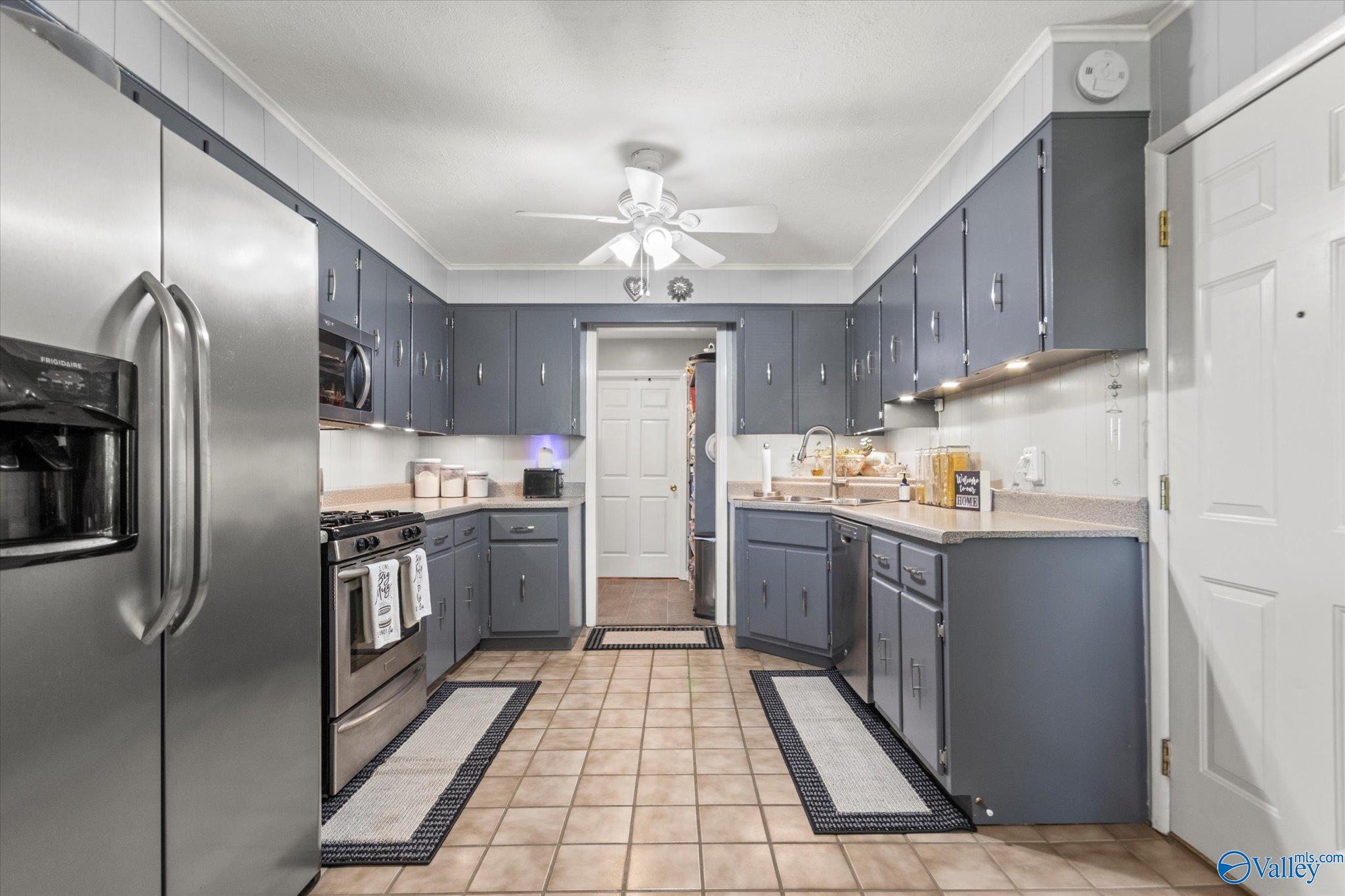 4500 Mountain Crest Drive