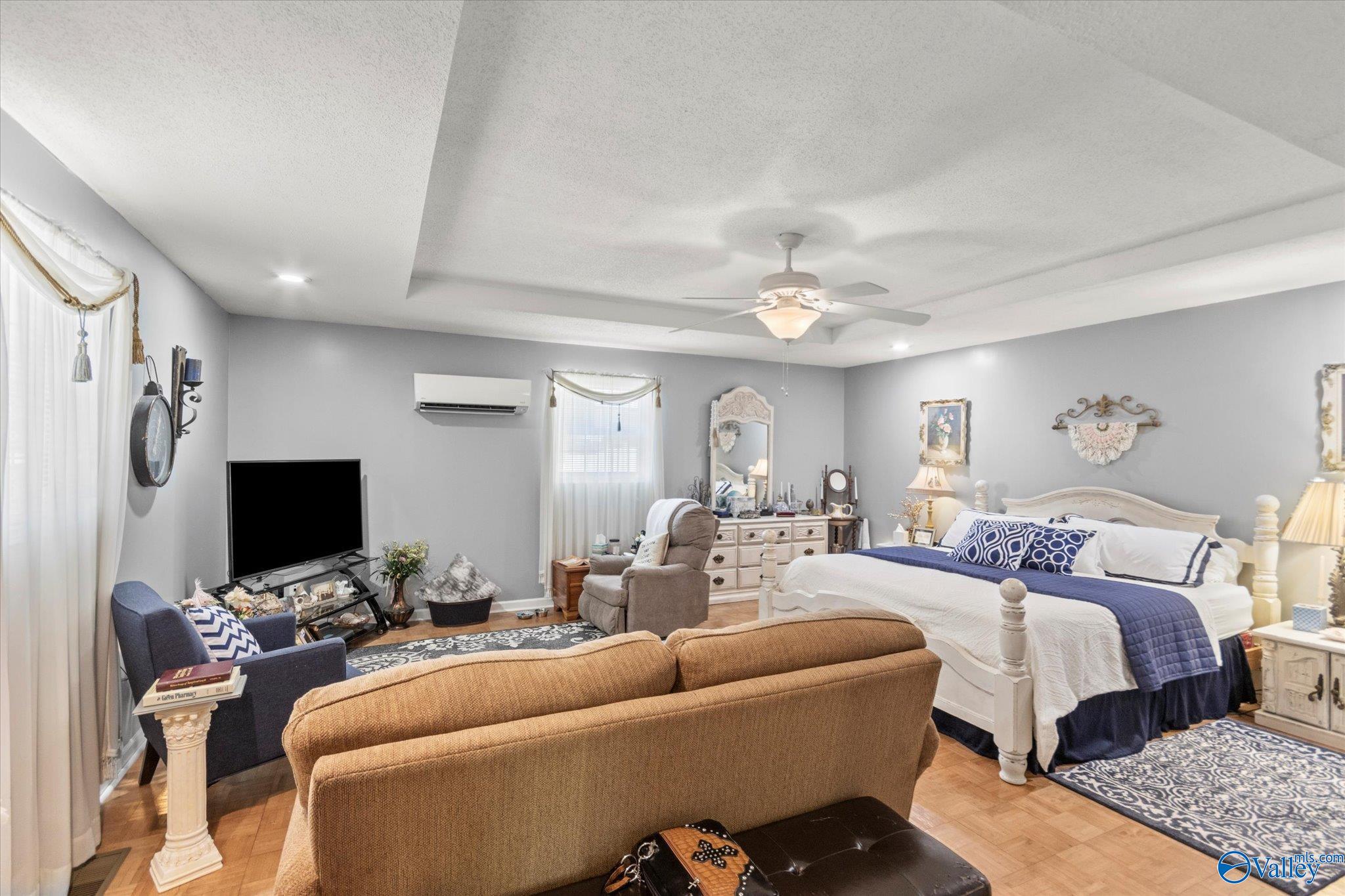 4500 Mountain Crest Drive