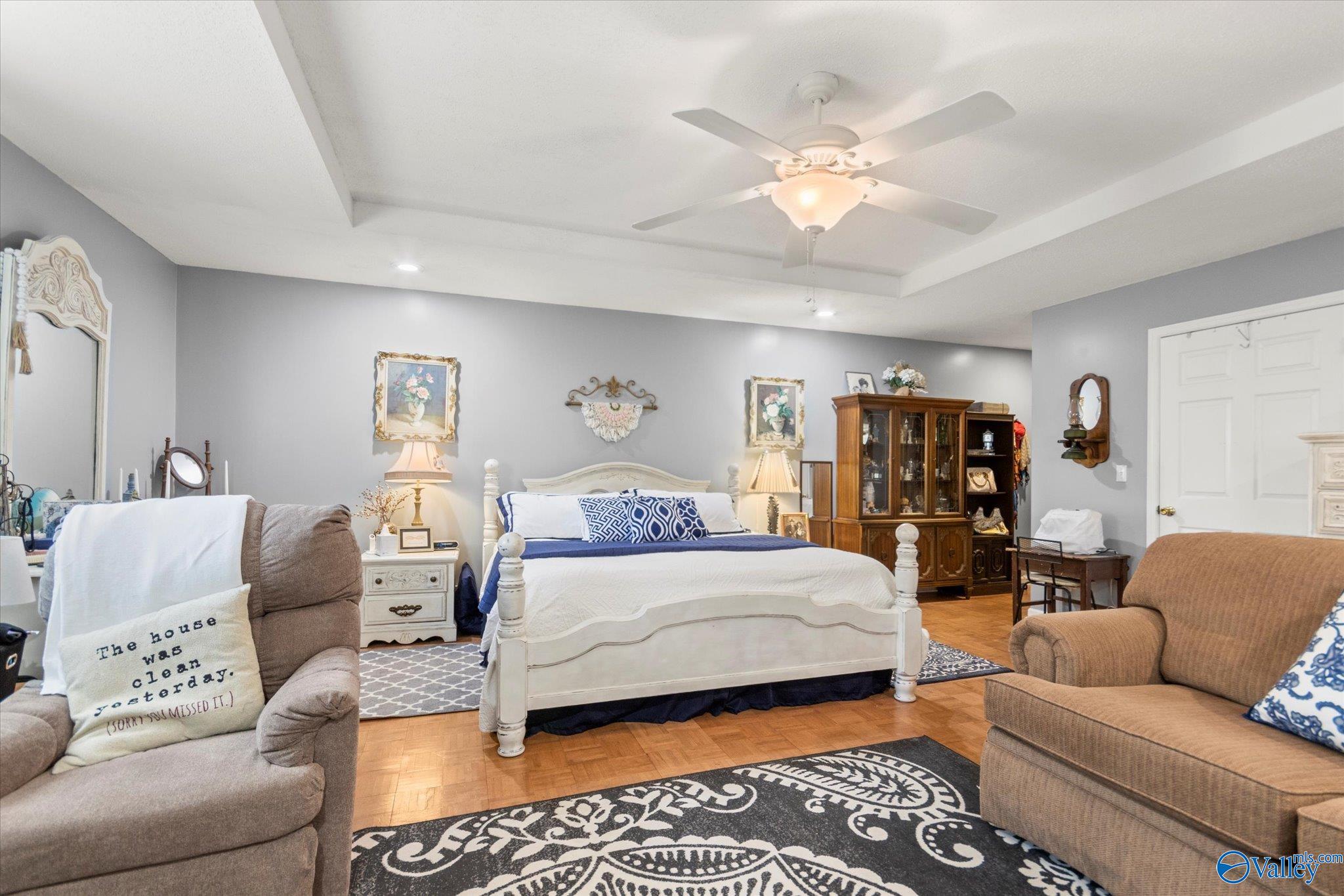 4500 Mountain Crest Drive