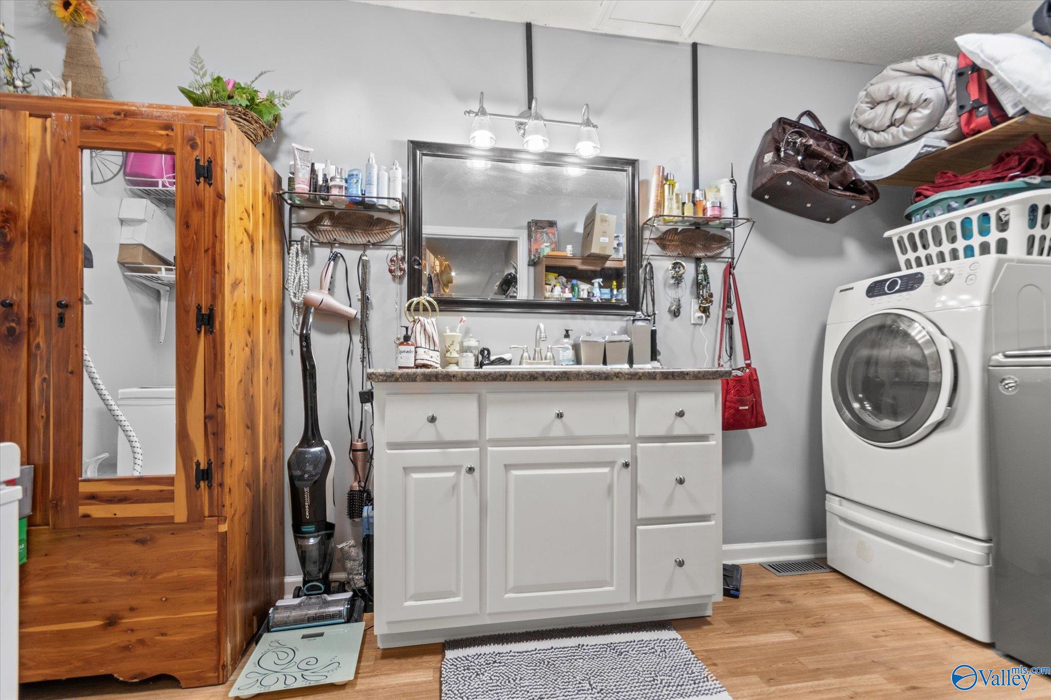 4500 Mountain Crest Drive