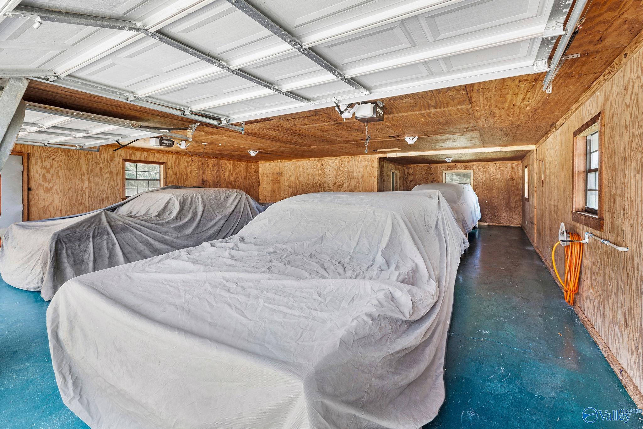 1152 Floyd Drive