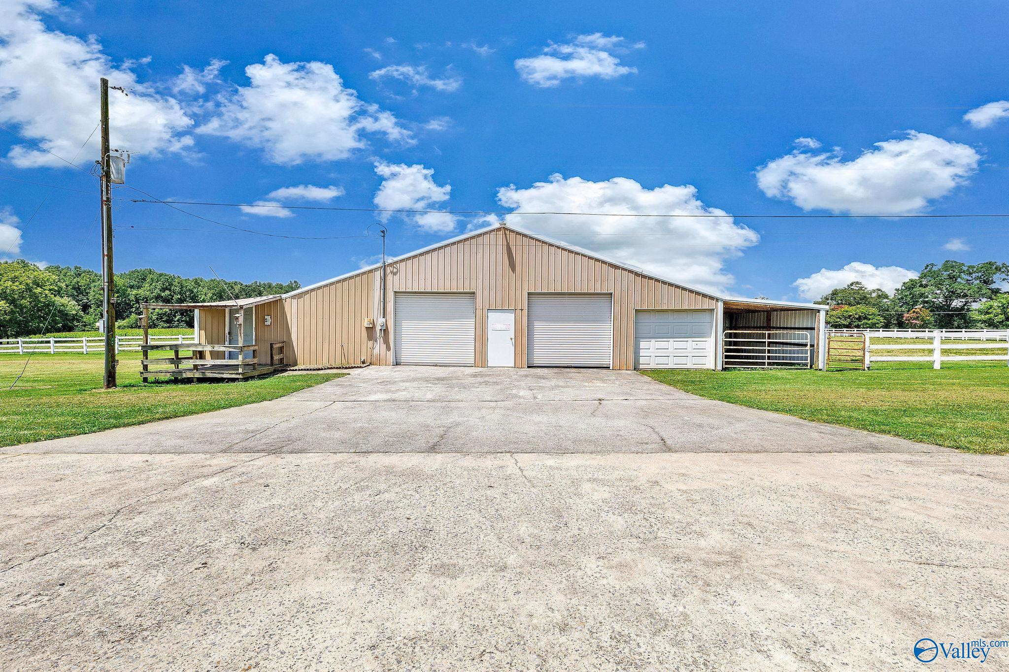 1152 Floyd Drive