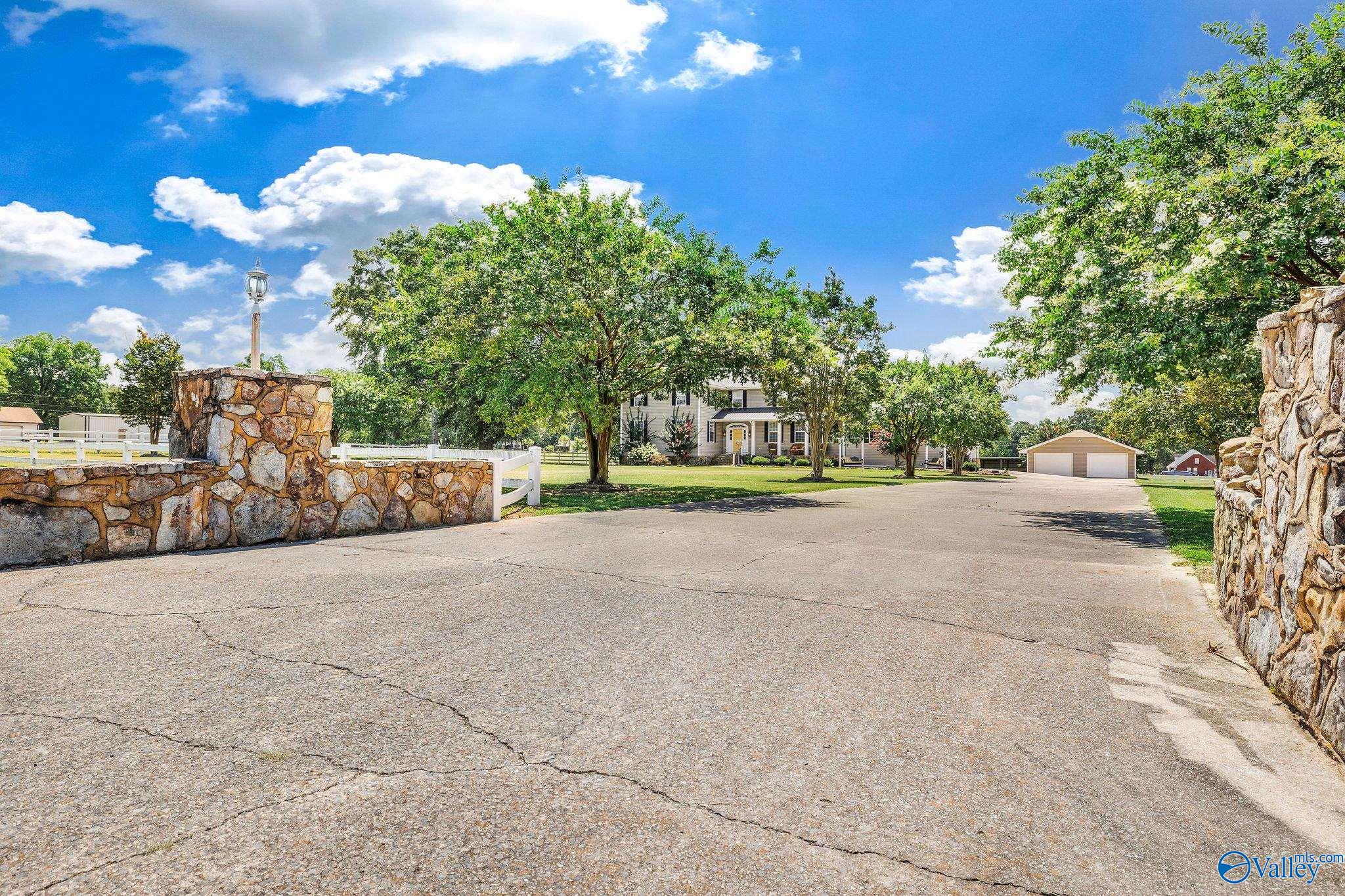 1152 Floyd Drive