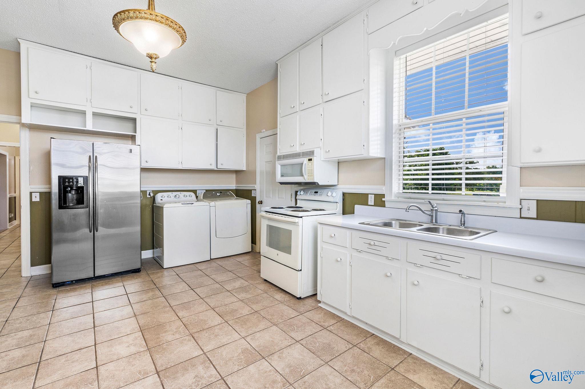 1152 Floyd Drive