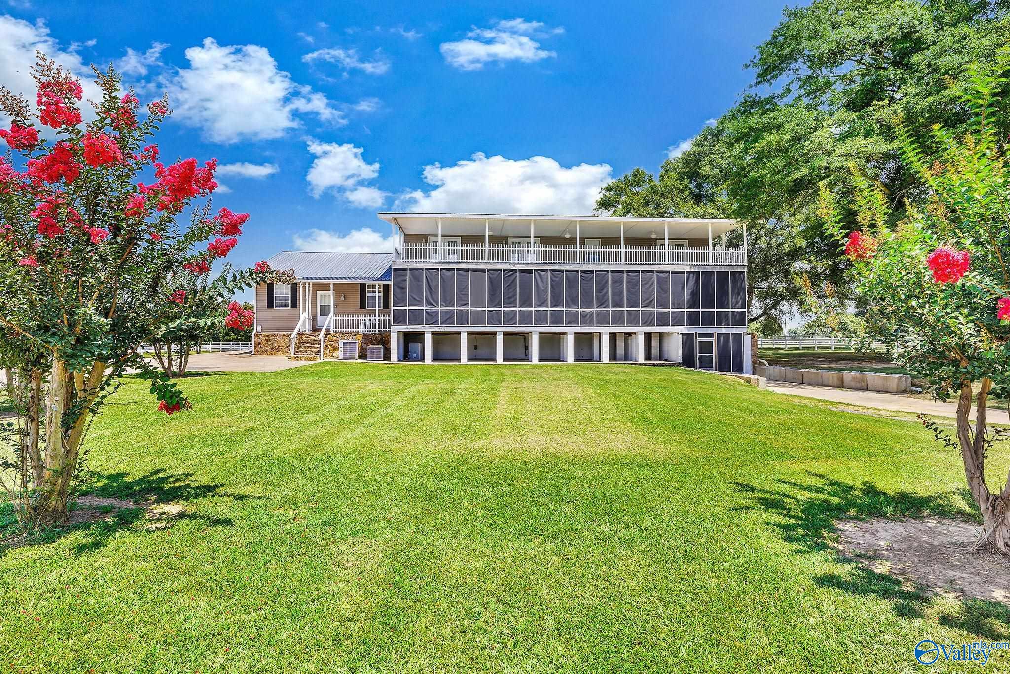1152 Floyd Drive