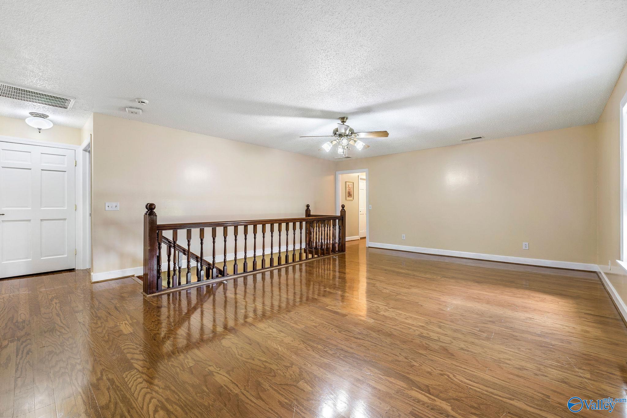 1152 Floyd Drive