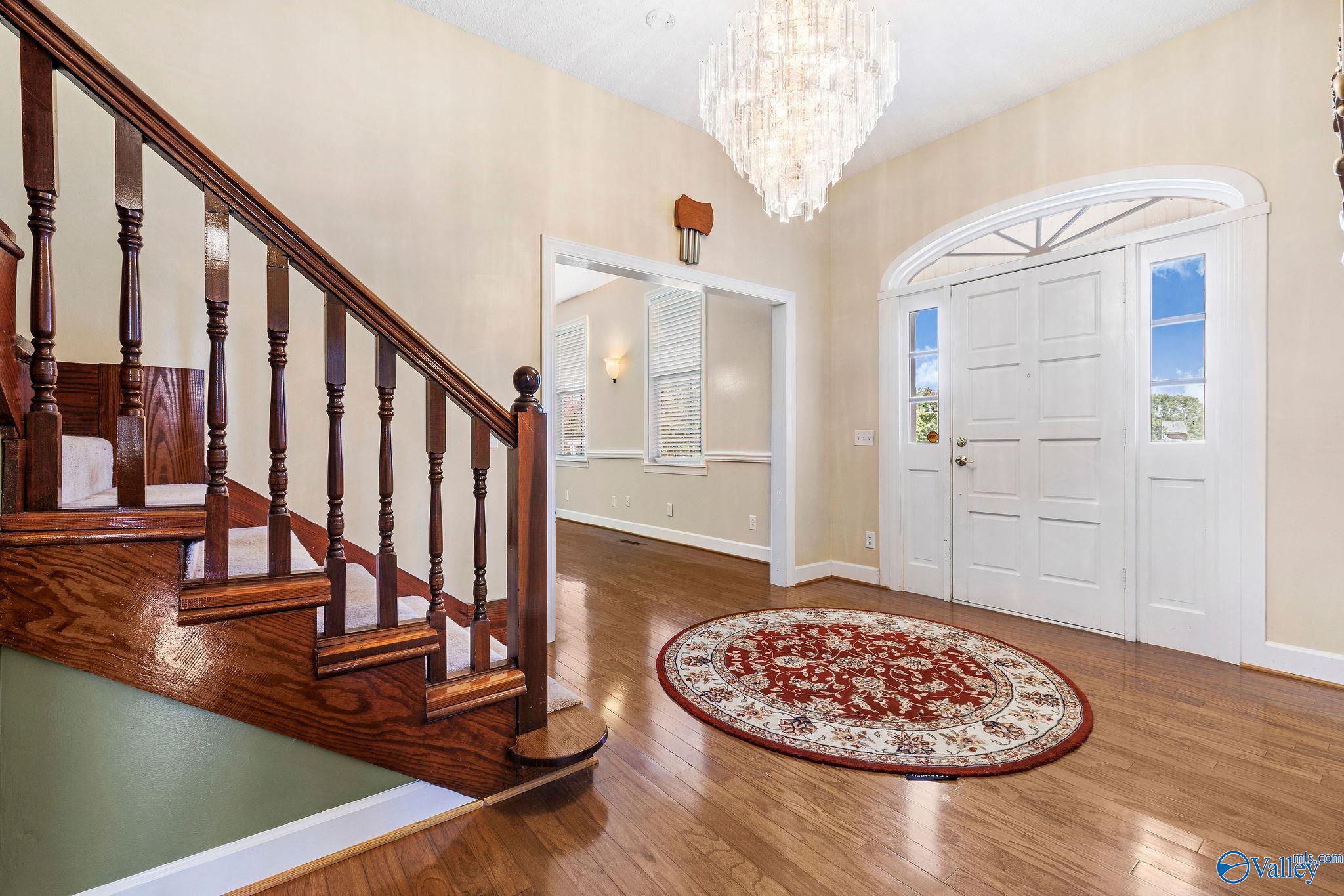 1152 Floyd Drive