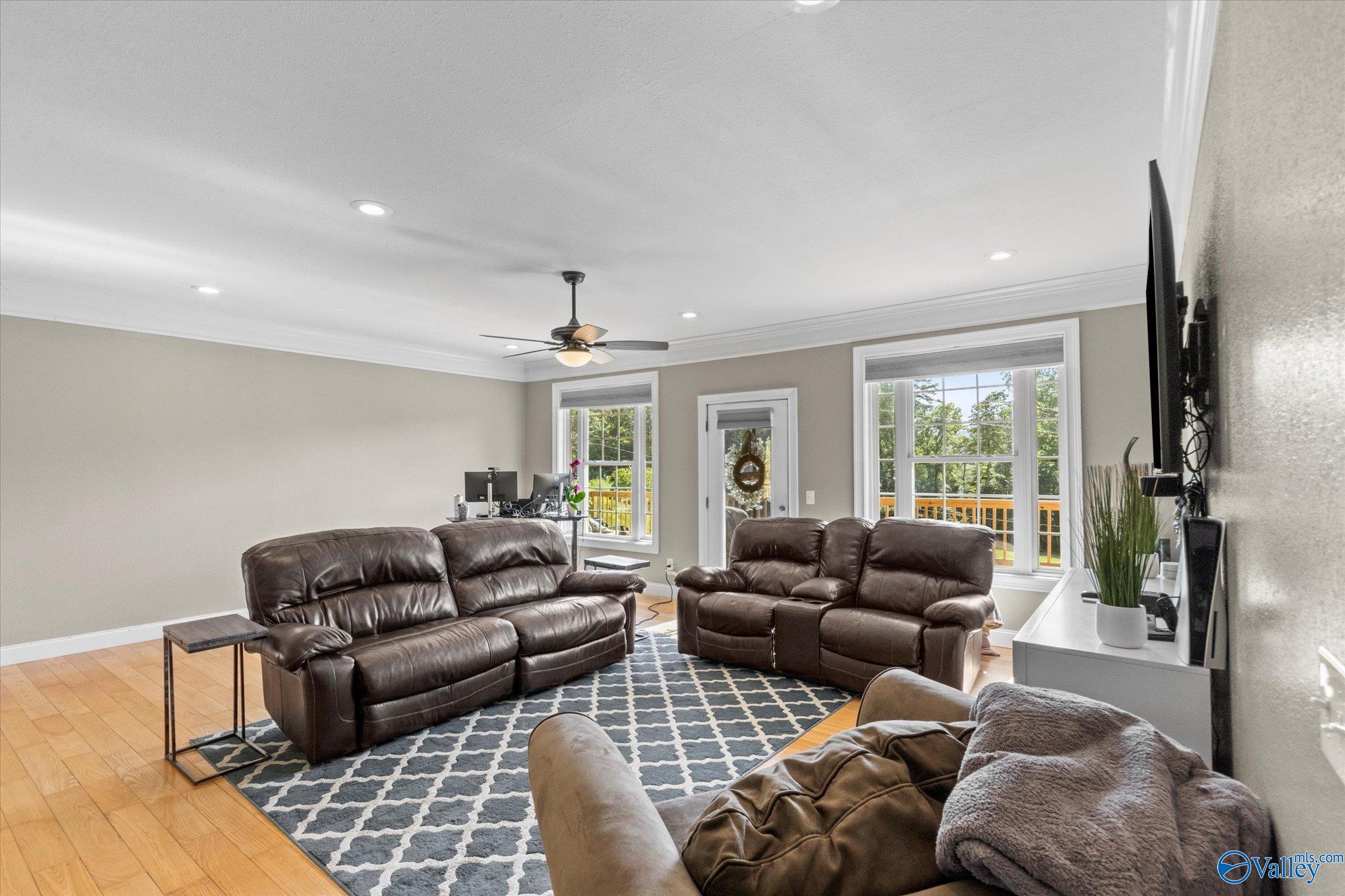 67 Pine Island Circle