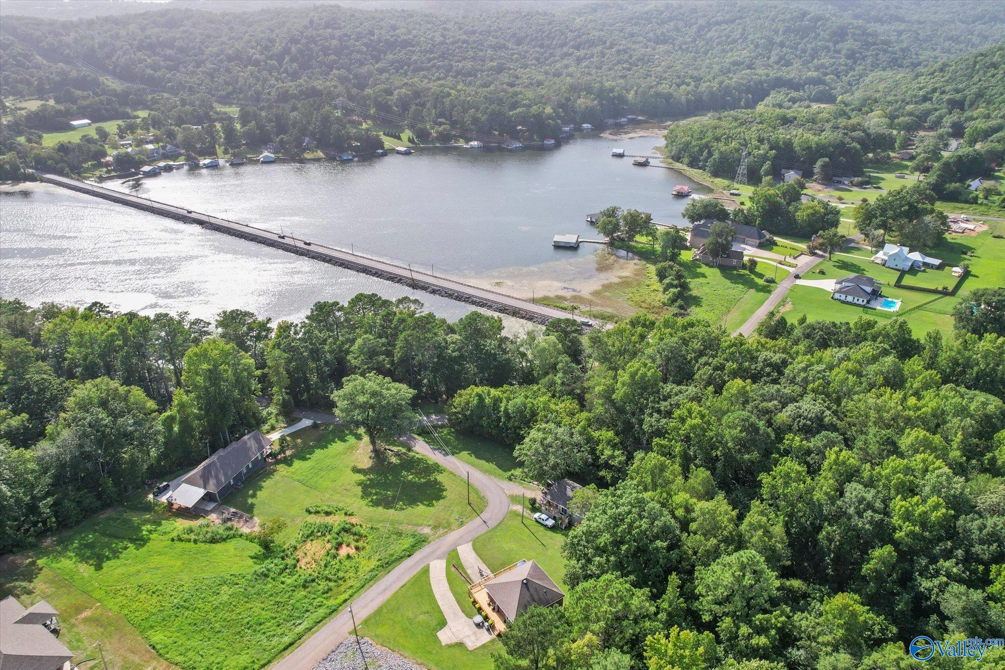 67 Pine Island Circle