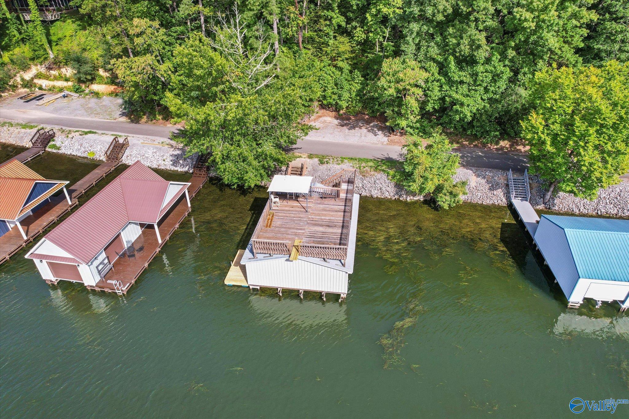 67 Pine Island Circle