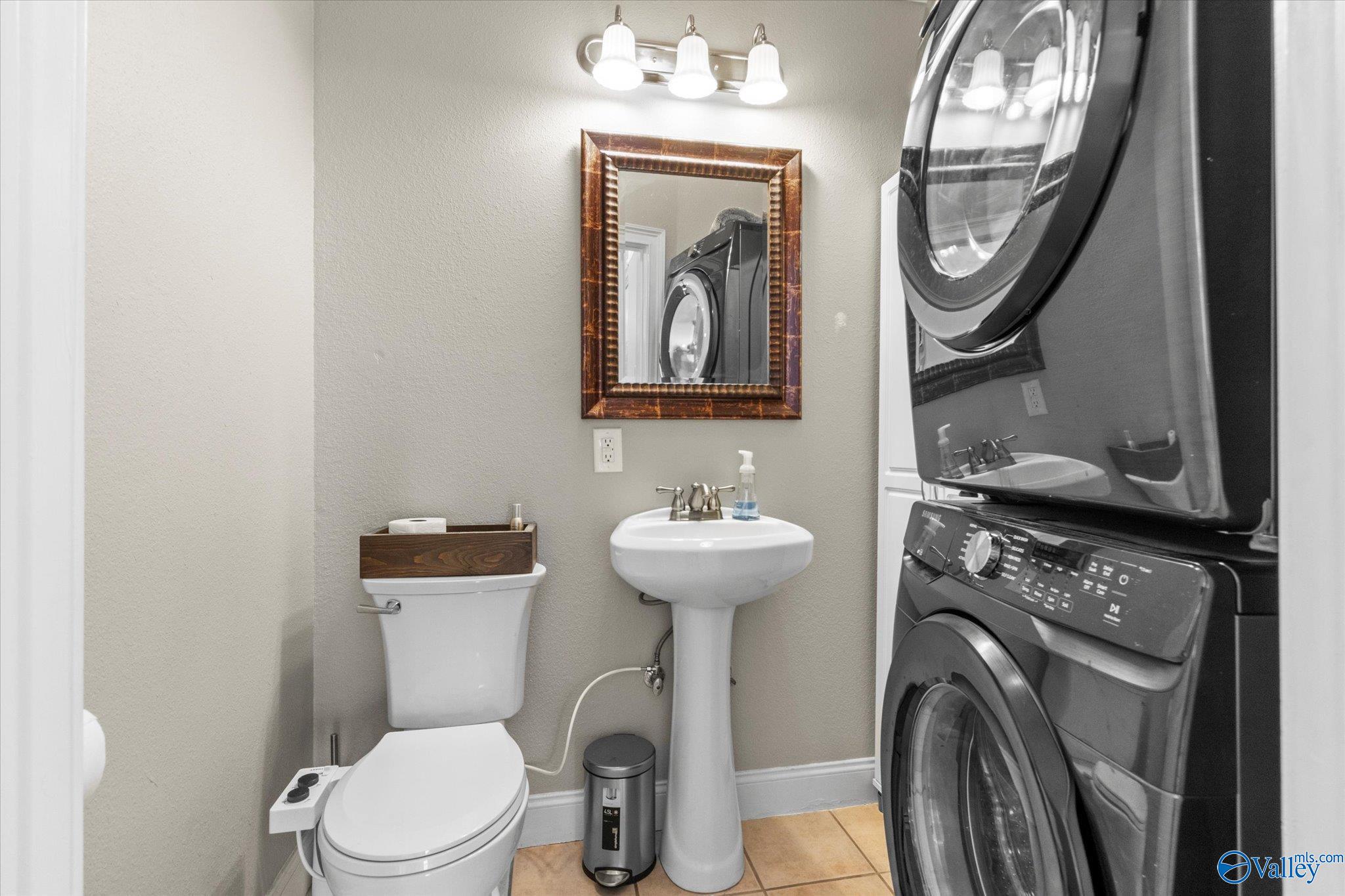 67 Pine Island Circle