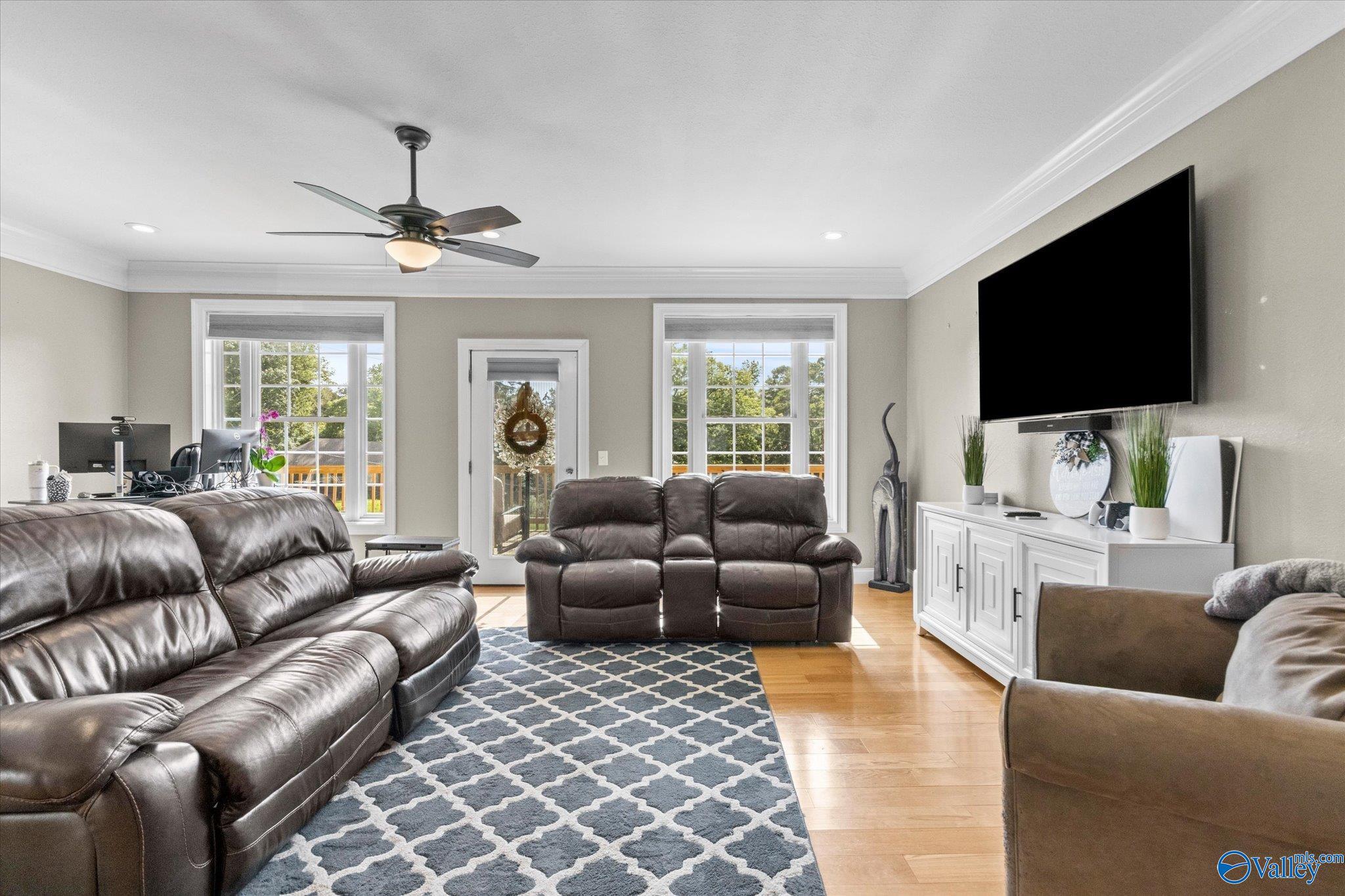 67 Pine Island Circle