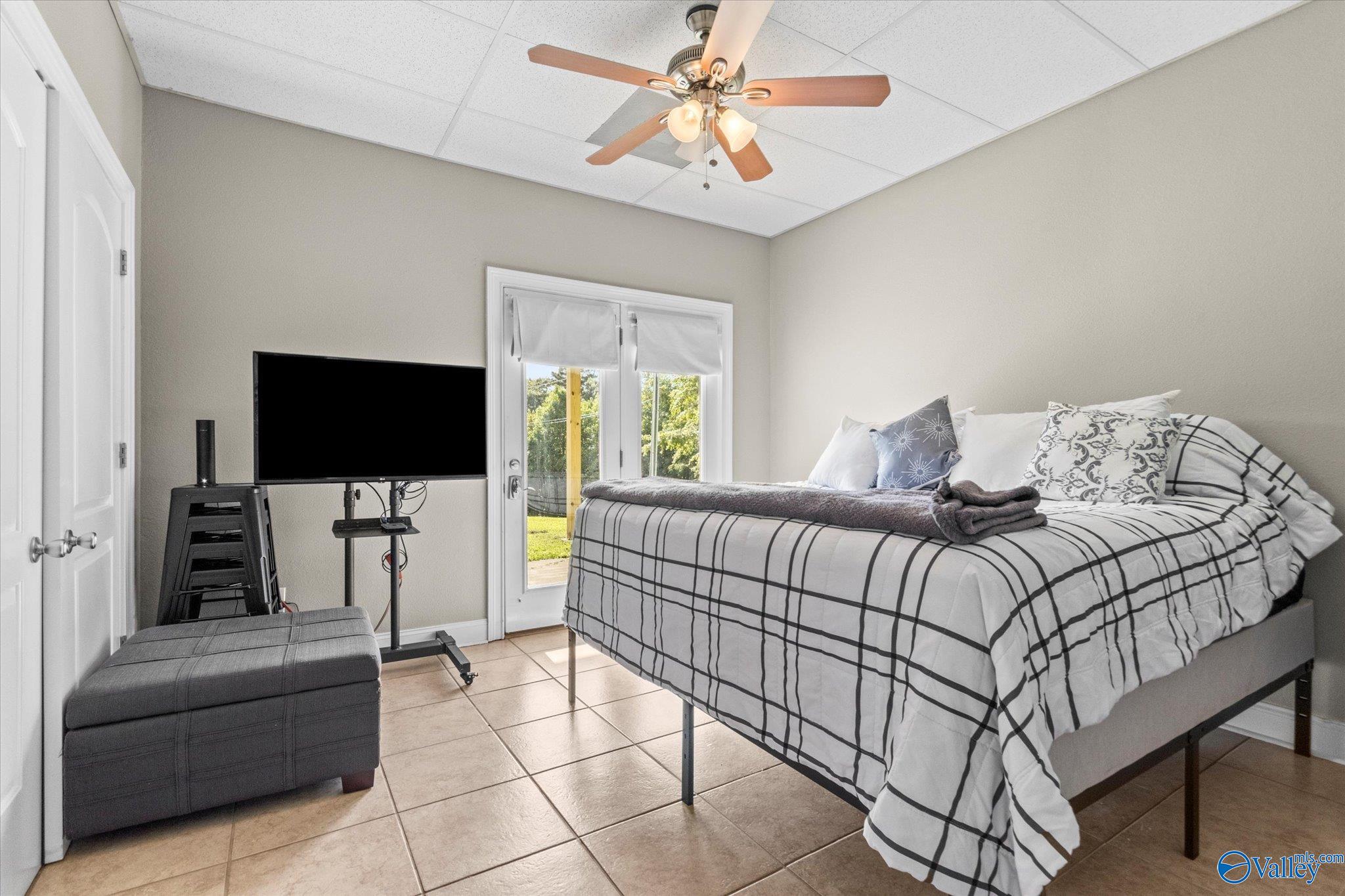 67 Pine Island Circle