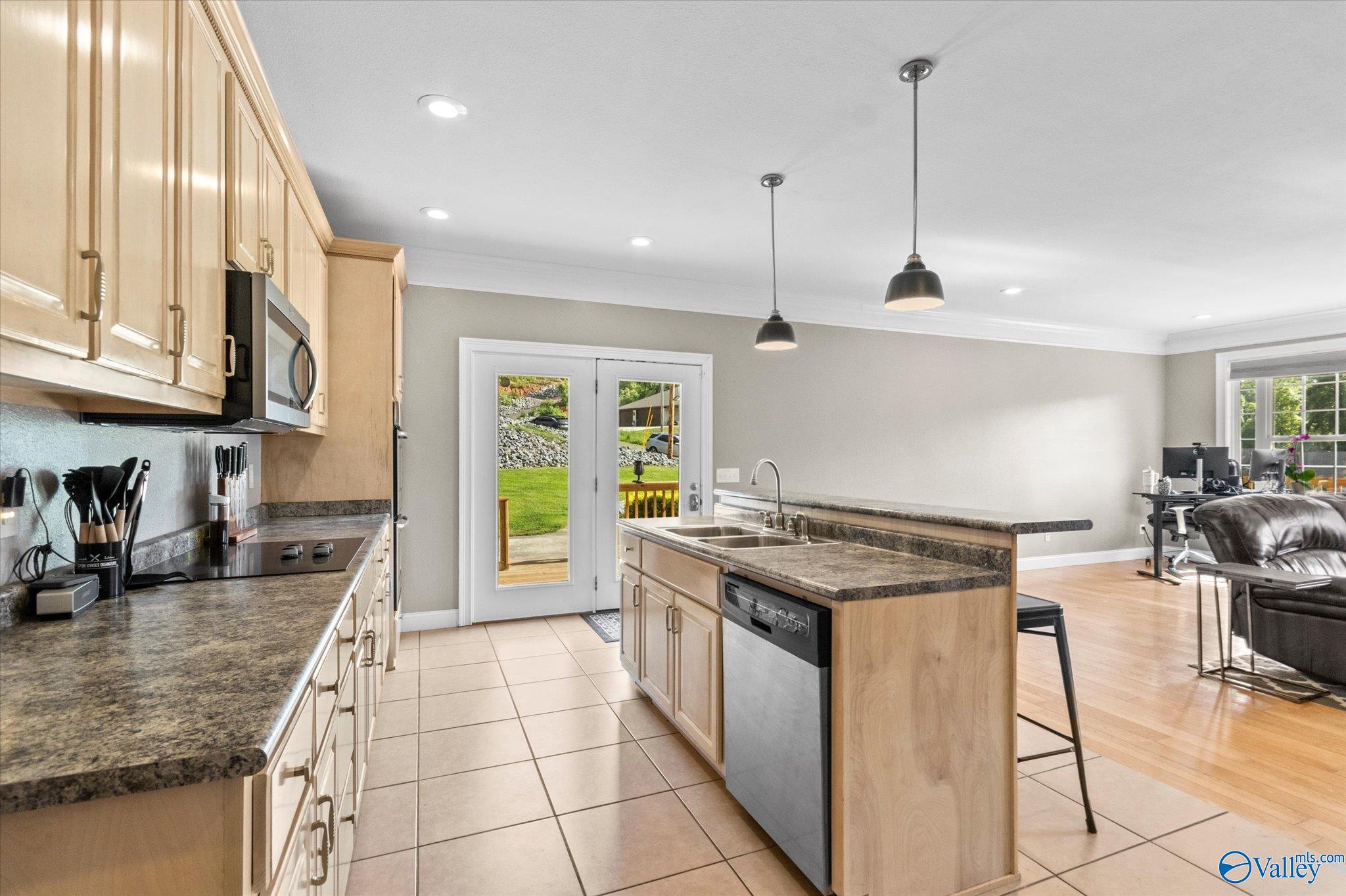 67 Pine Island Circle