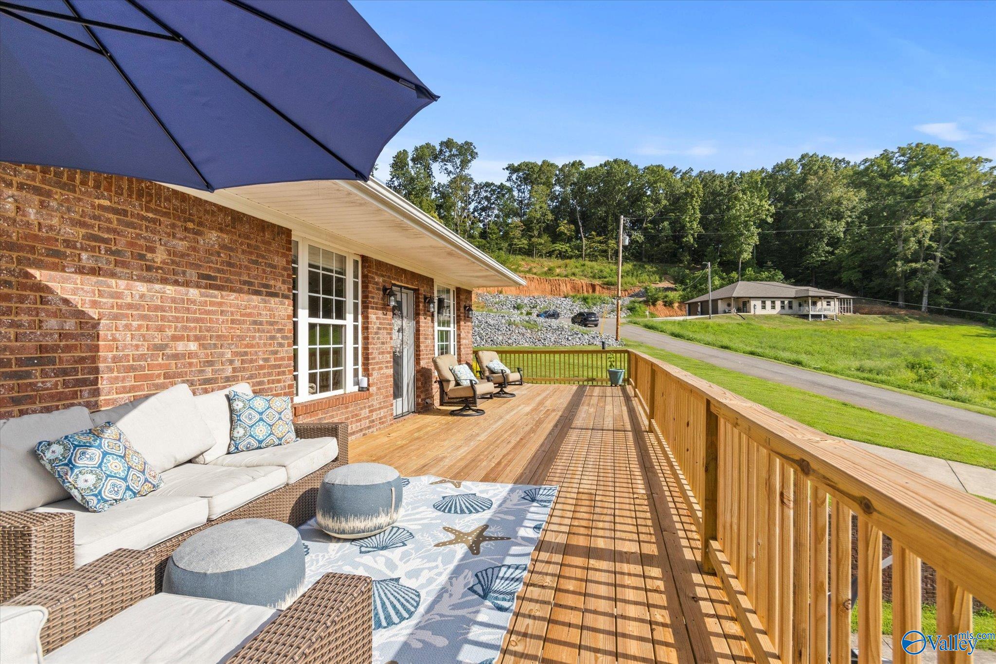 67 Pine Island Circle