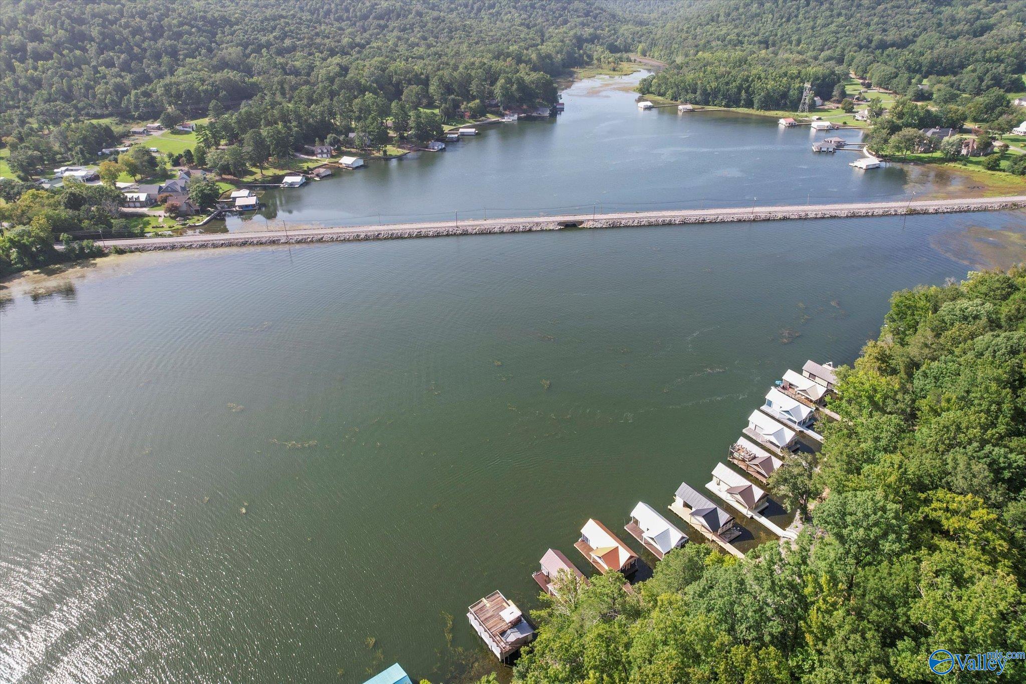 67 Pine Island Circle