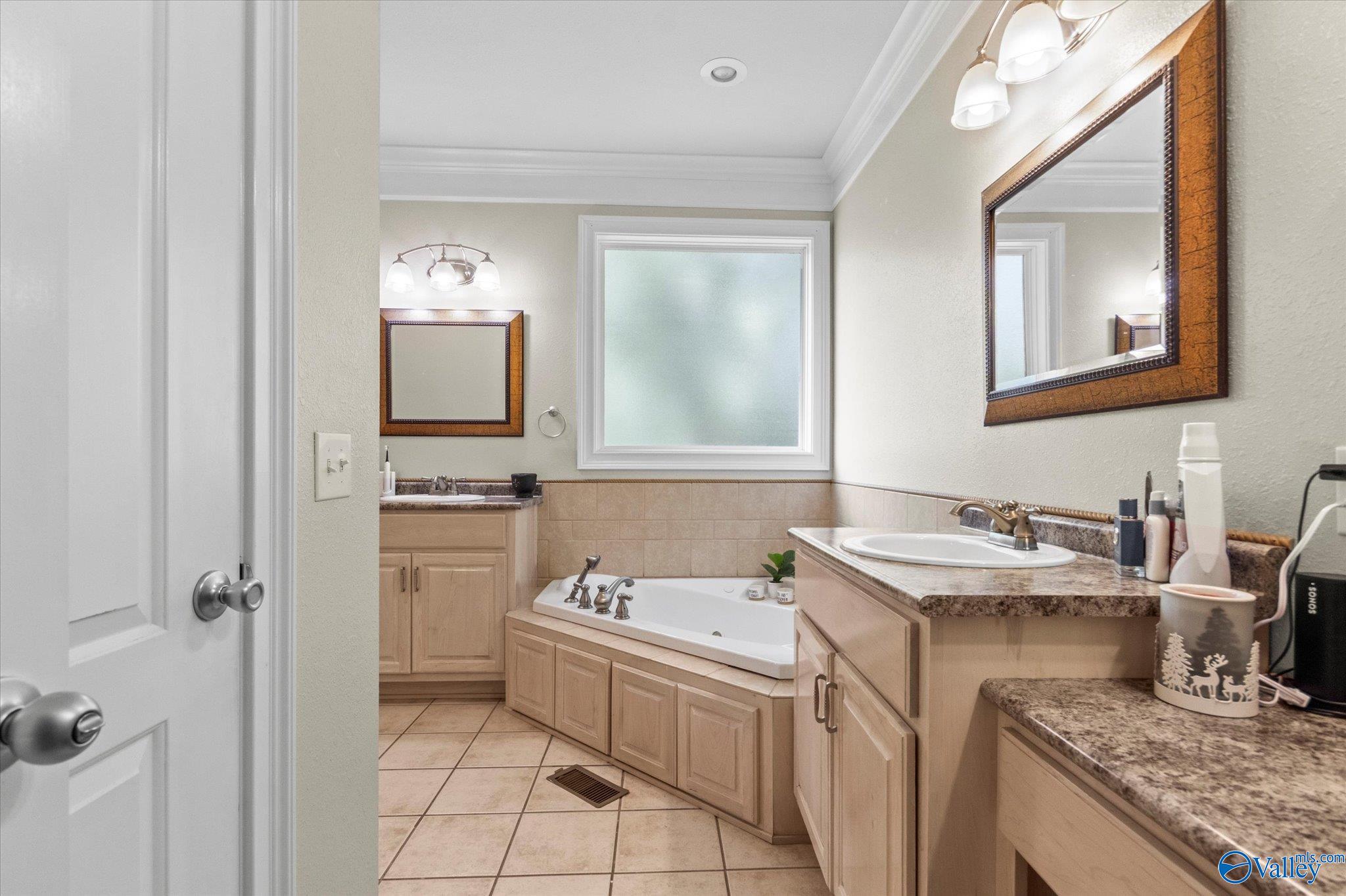 67 Pine Island Circle