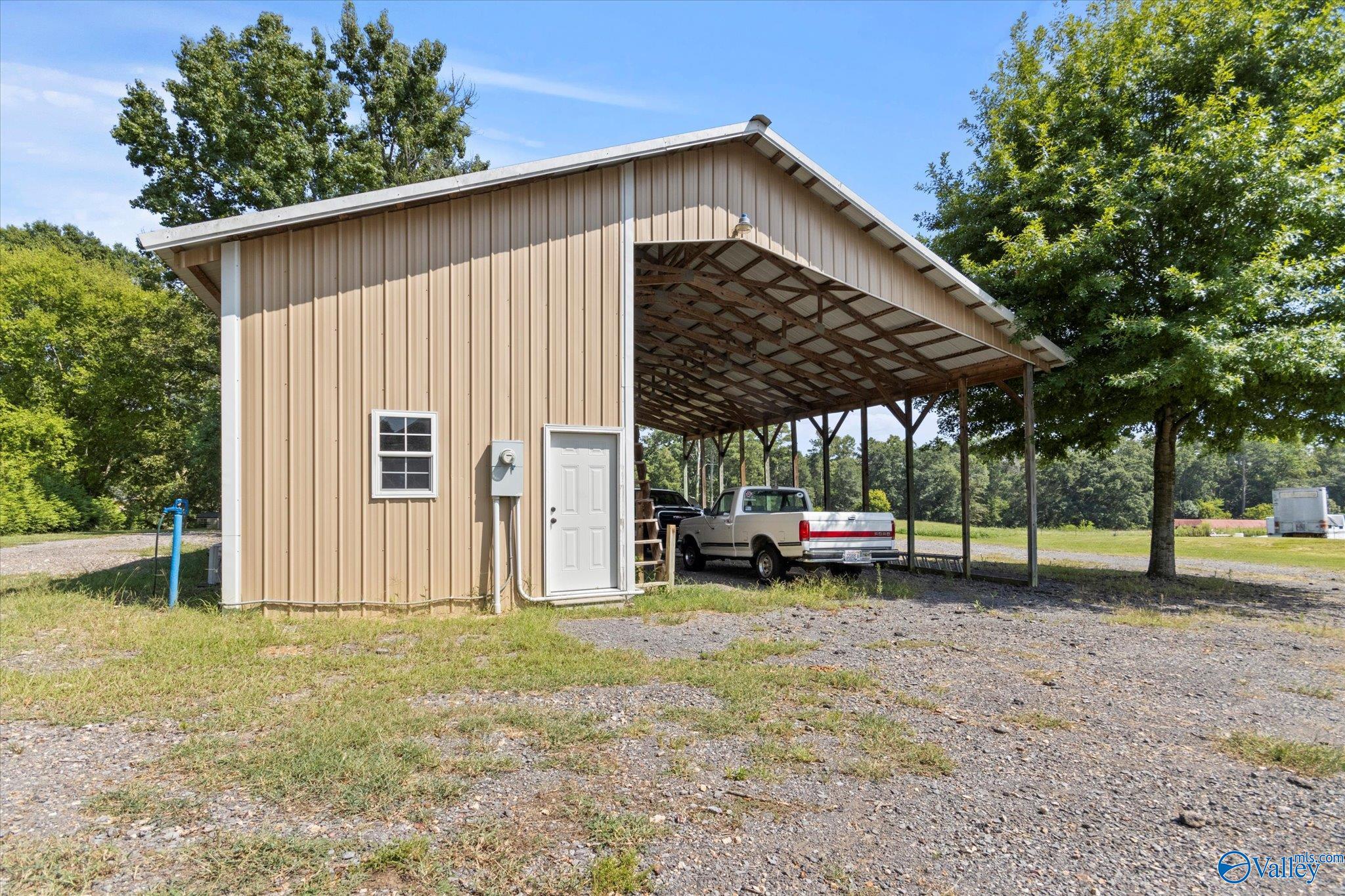 1605 Edmondson Street