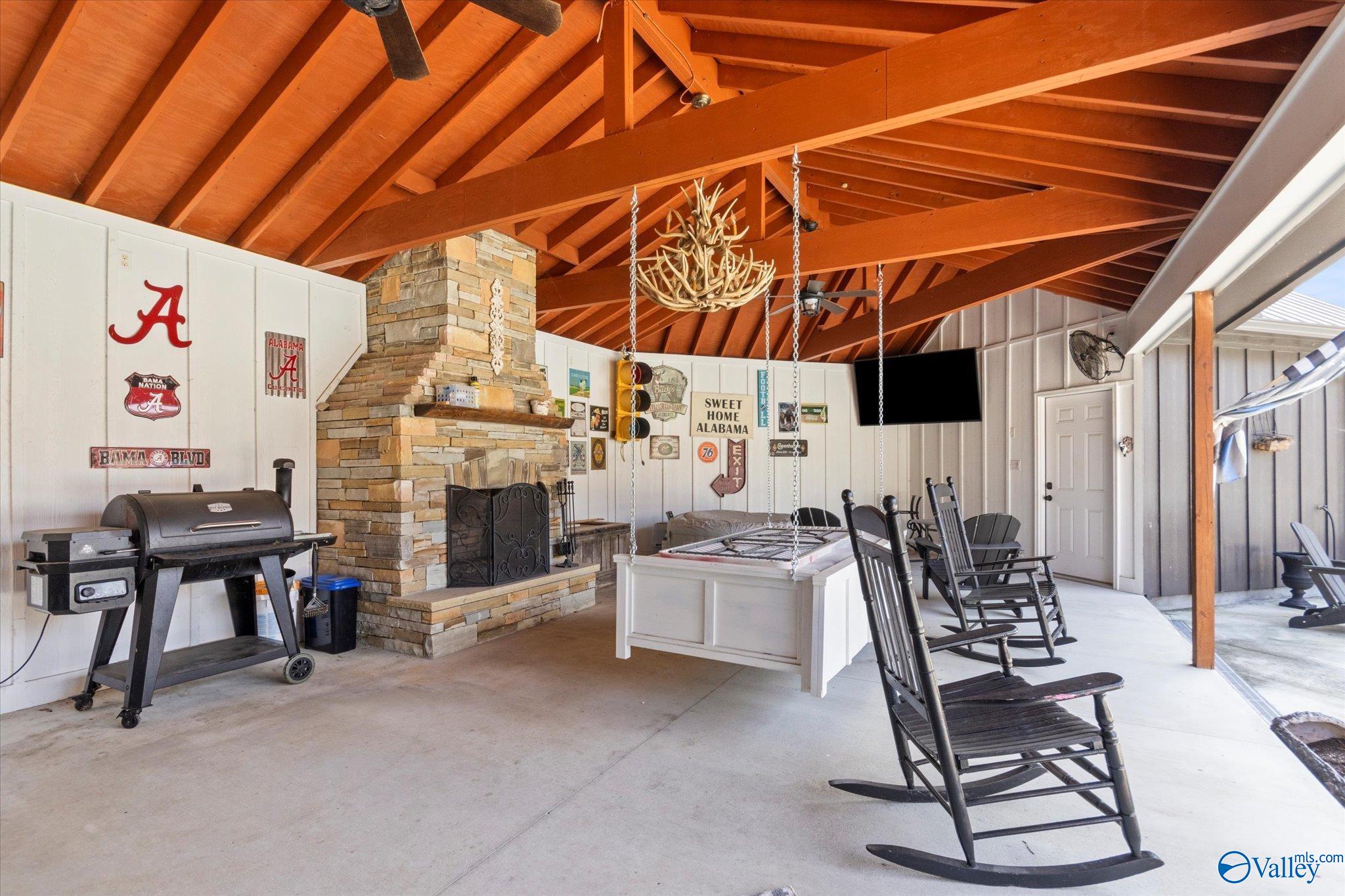 1605 Edmondson Street