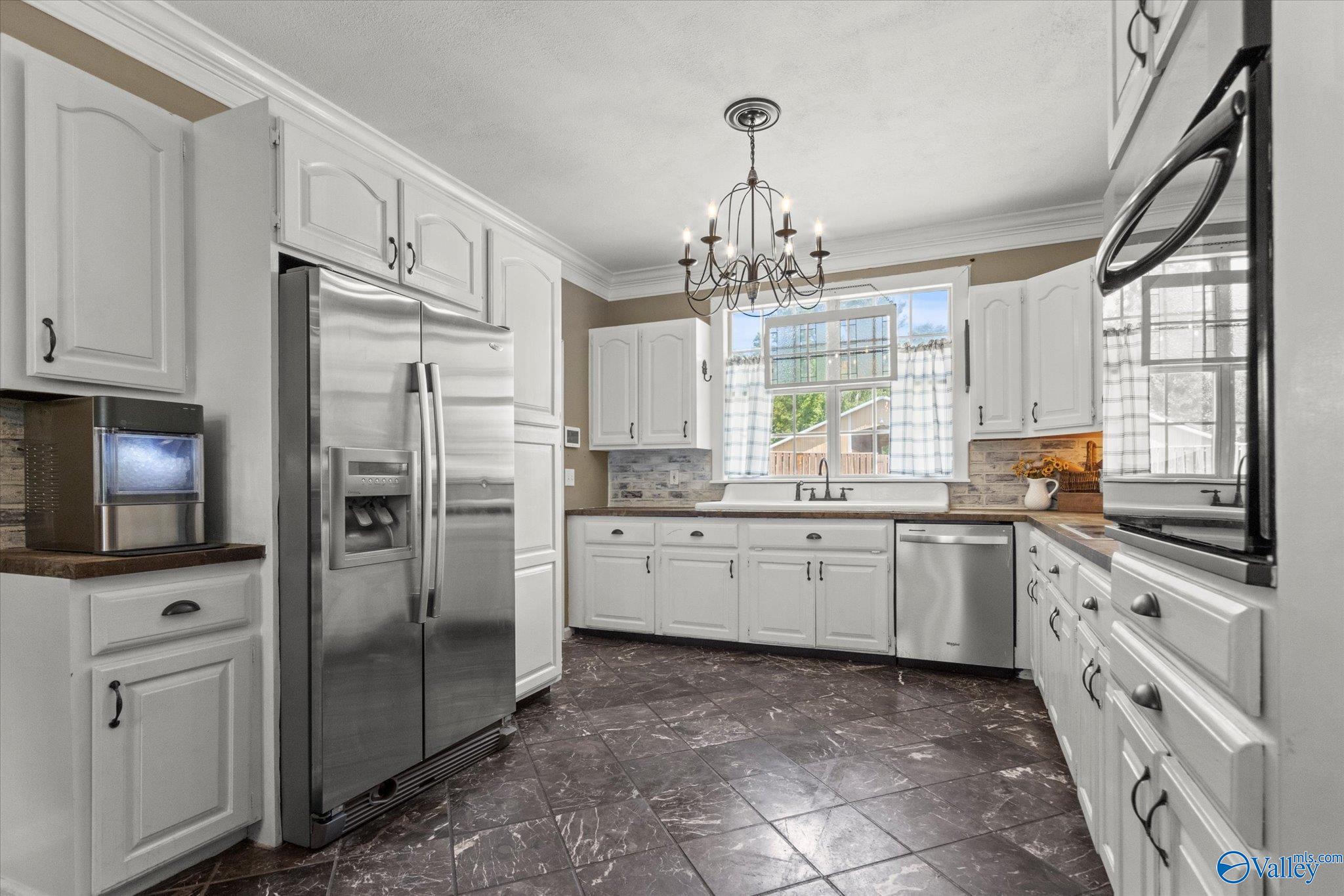 1605 Edmondson Street