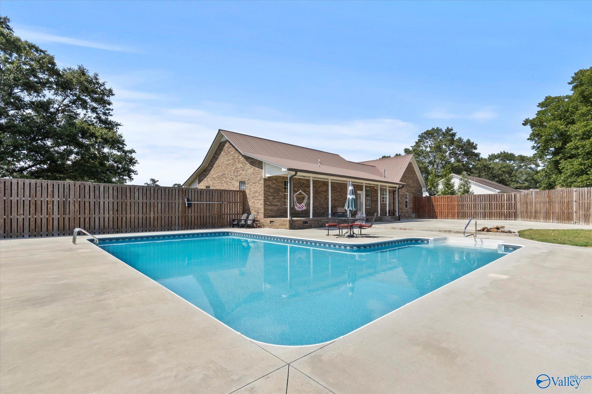 1605 Edmondson Street