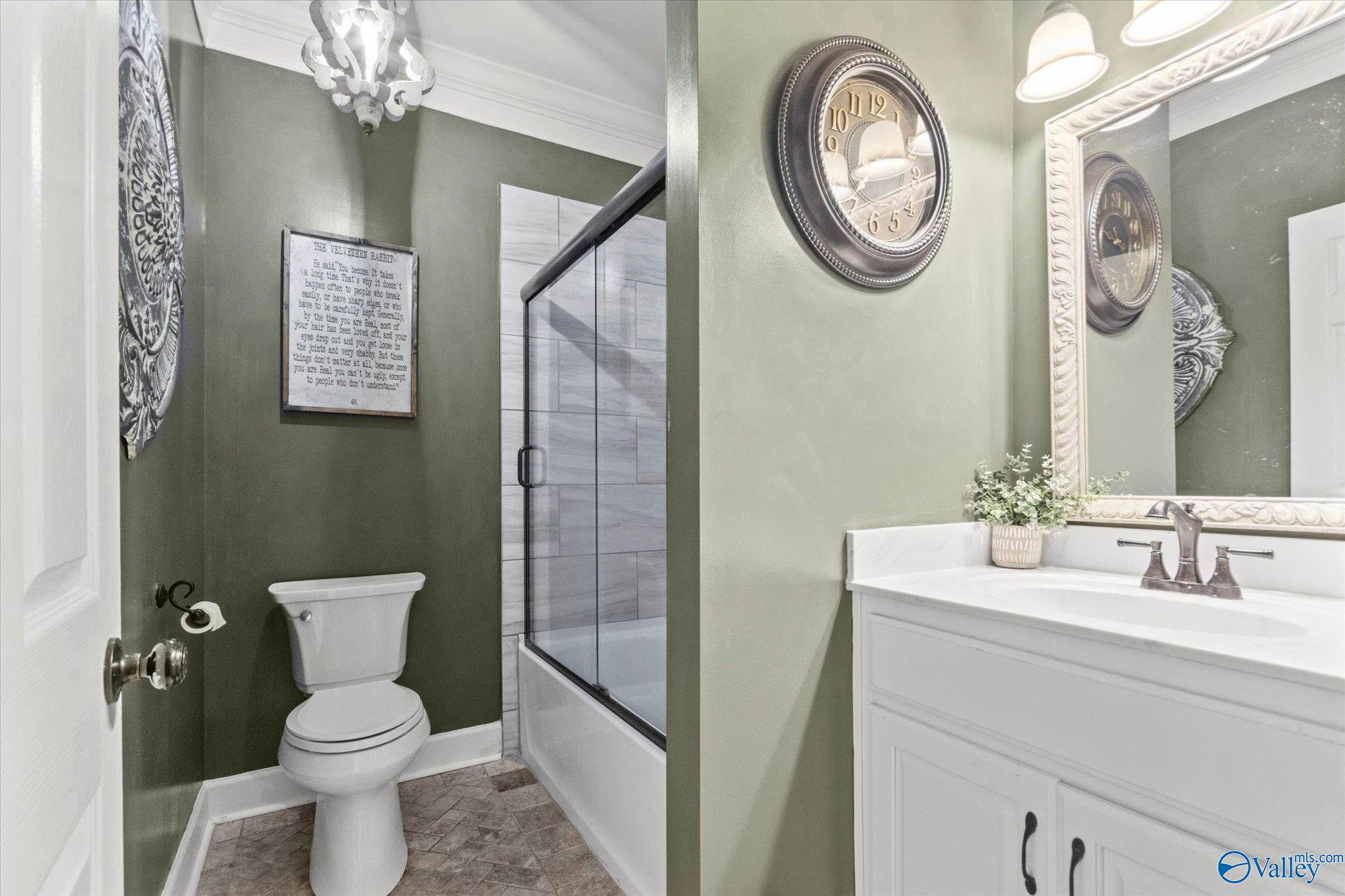 1605 Edmondson Street