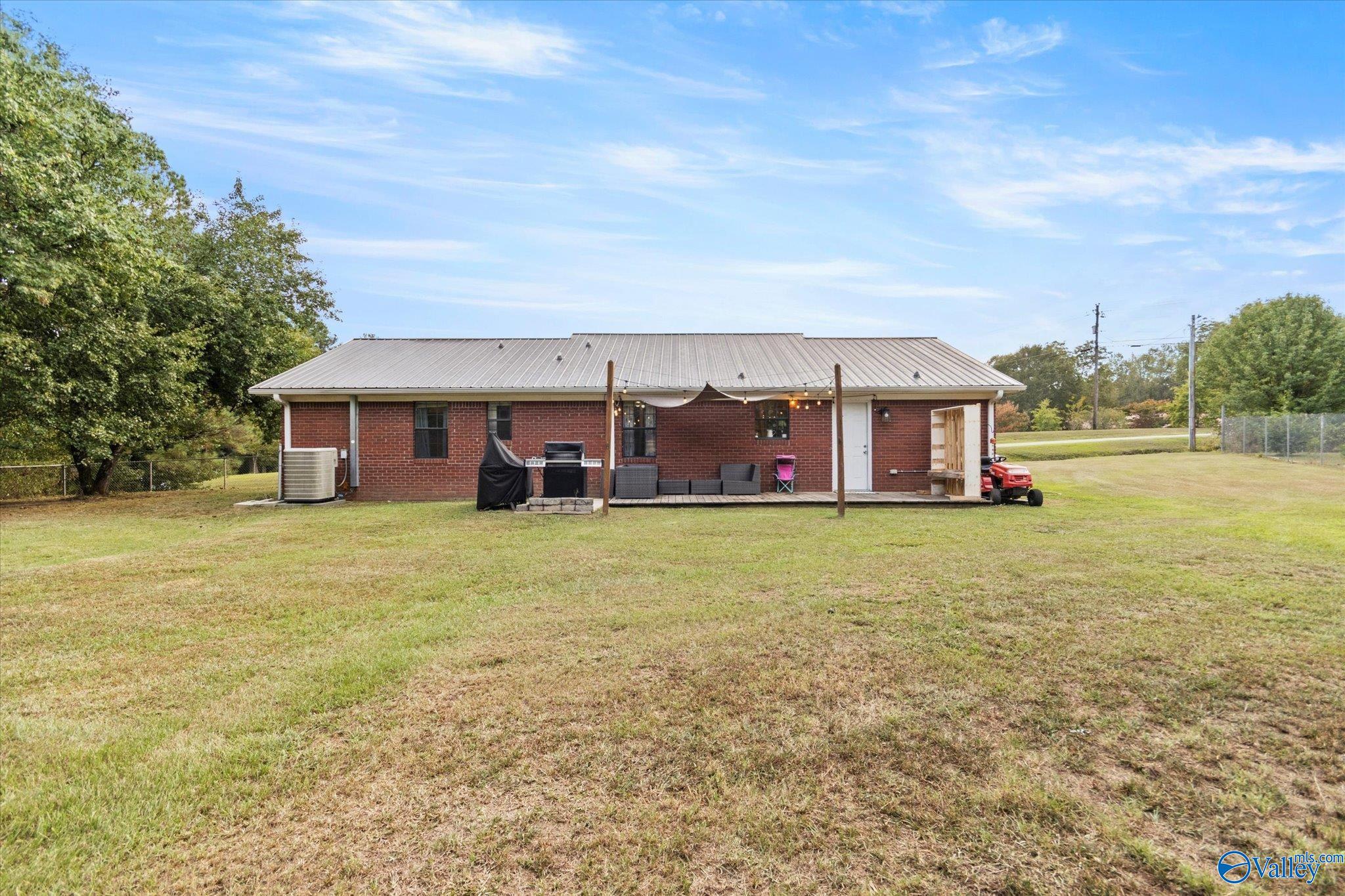 2000 Solitude Avenue