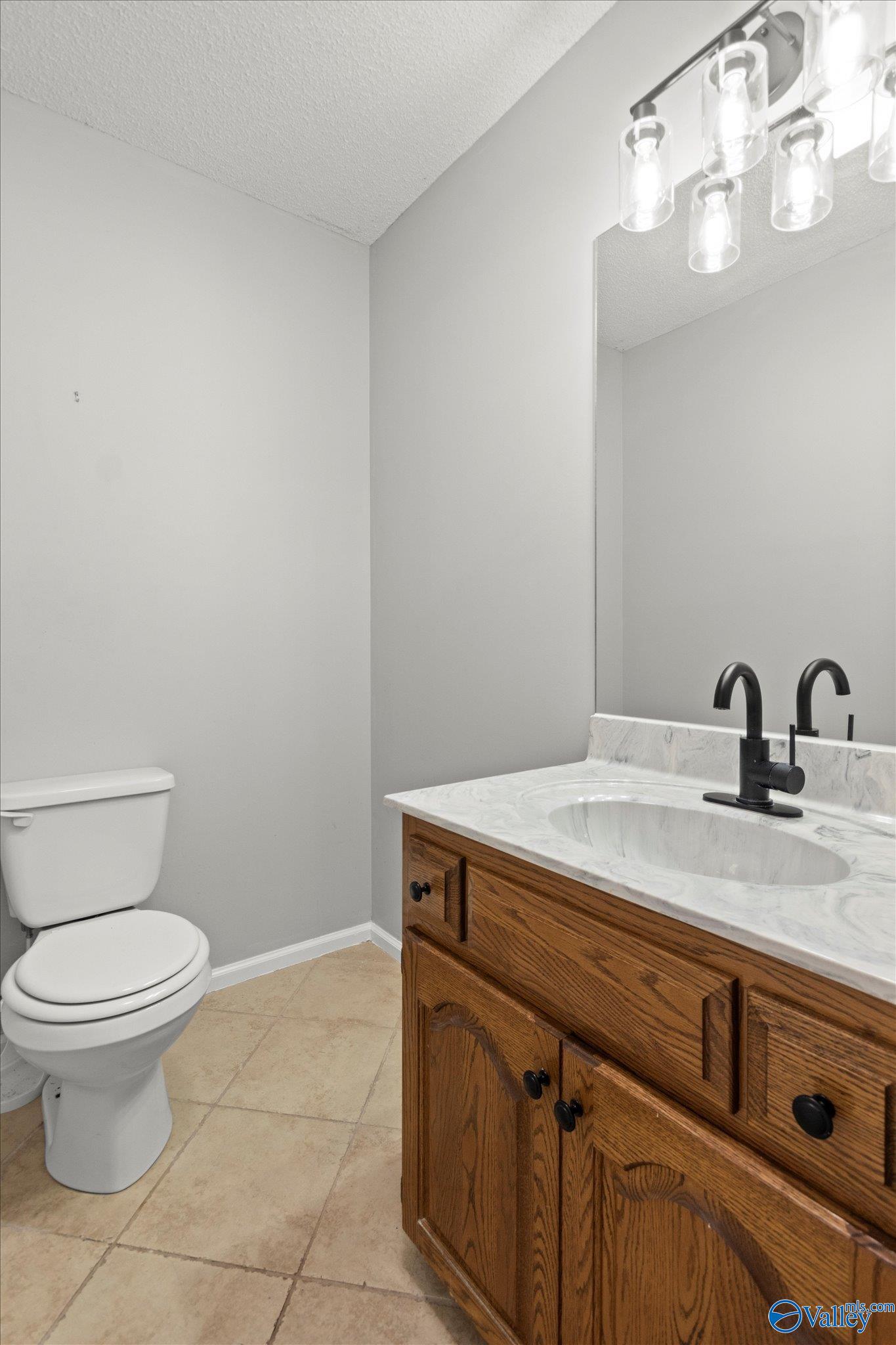 1453 East Main Street