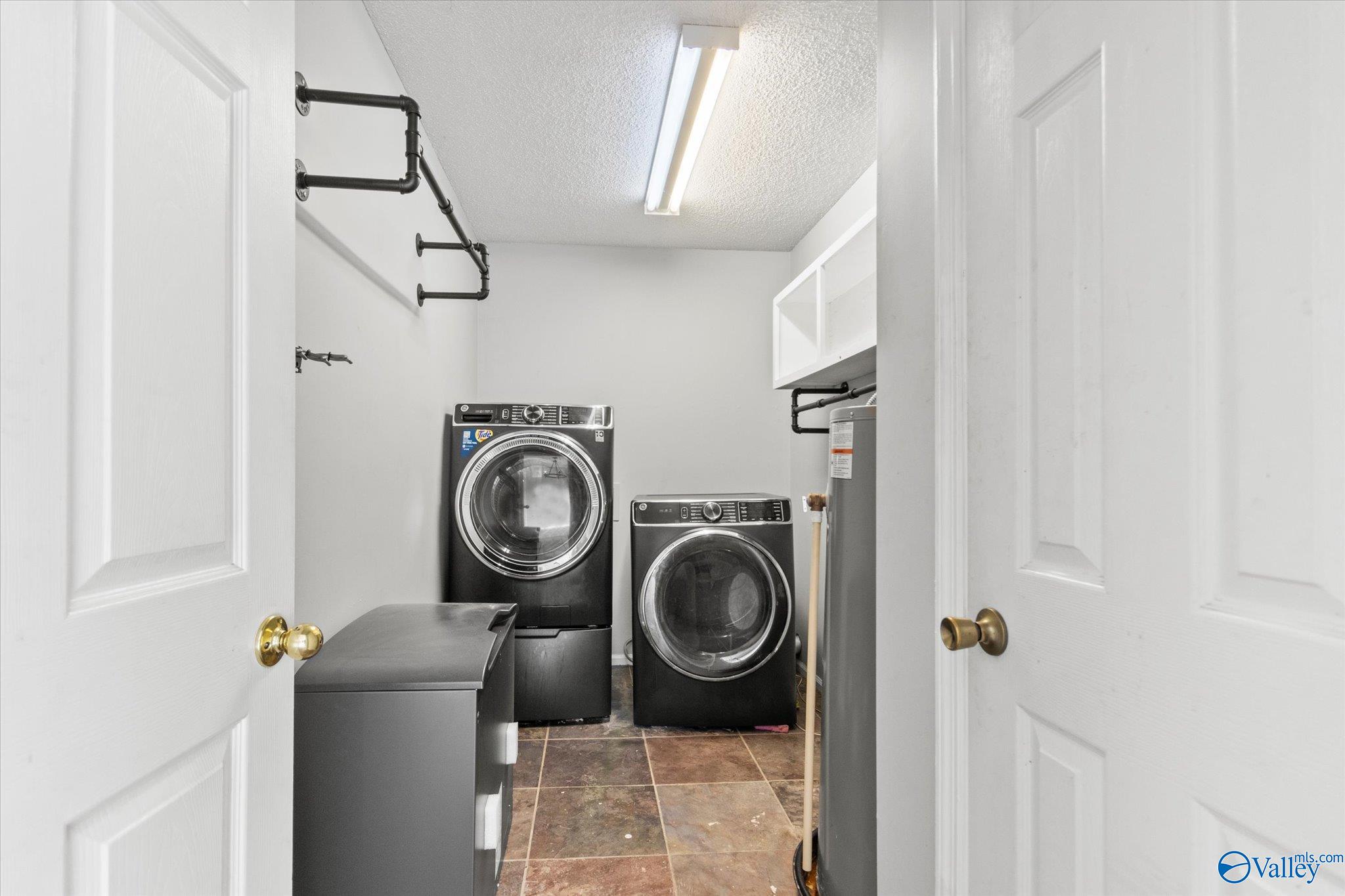 1453 East Main Street