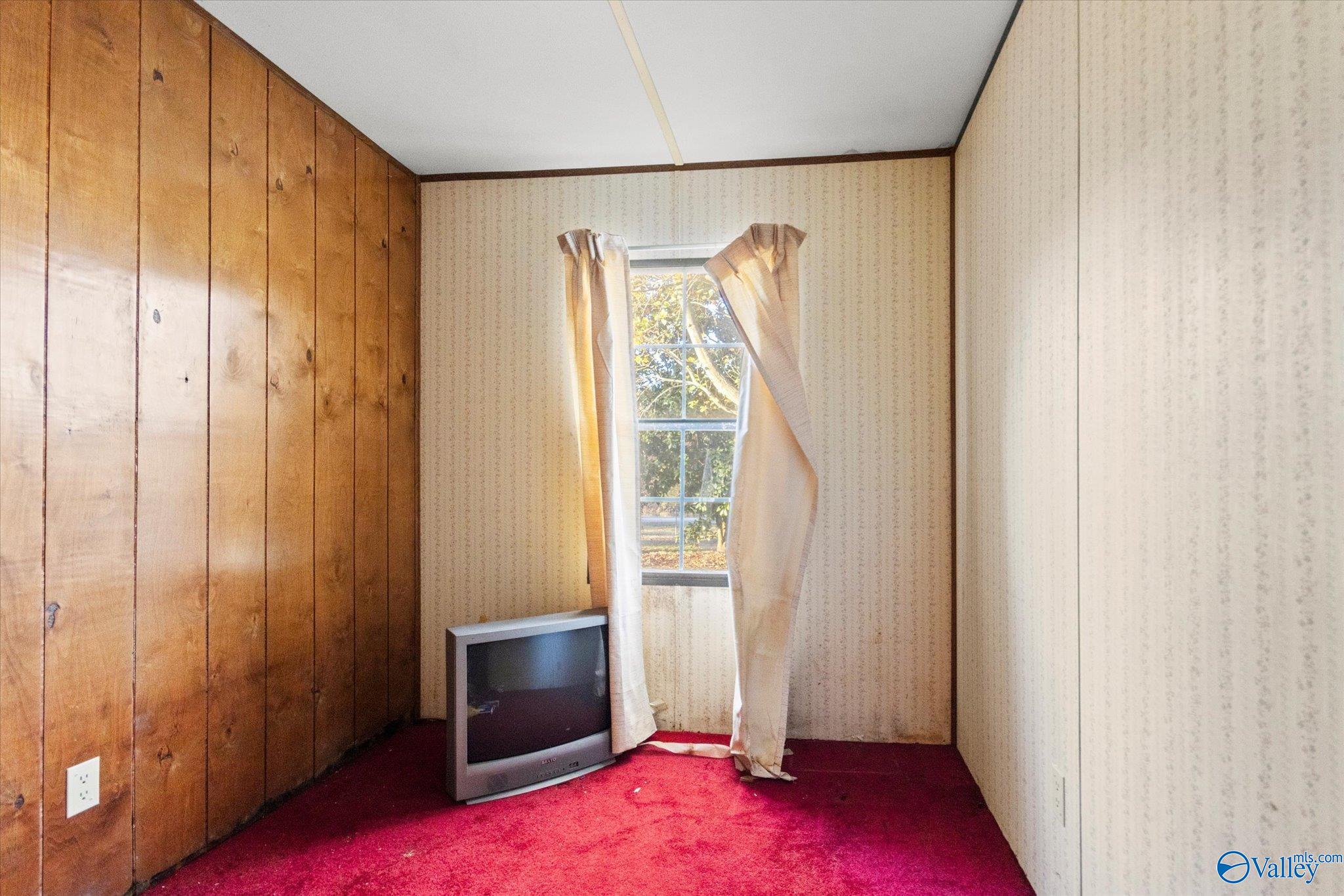 1004 Wolf Creek Road