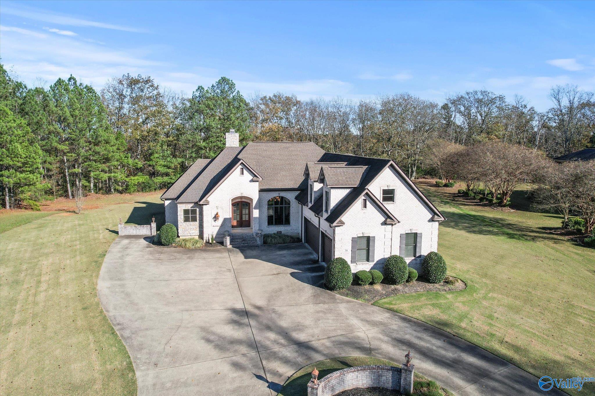 70 North Ridge Drive