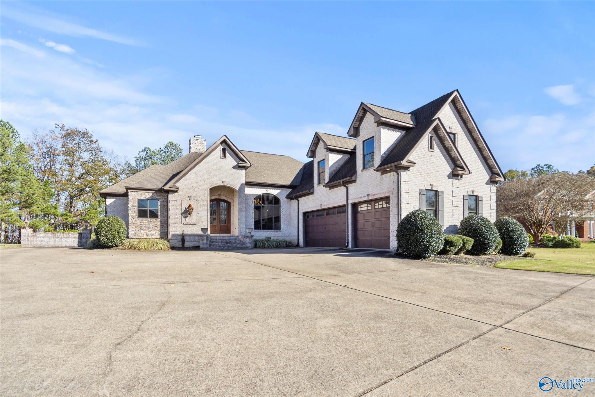 70 North Ridge Drive
