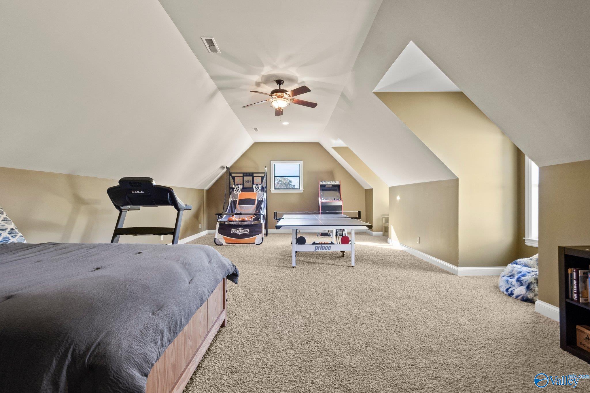 70 North Ridge Drive