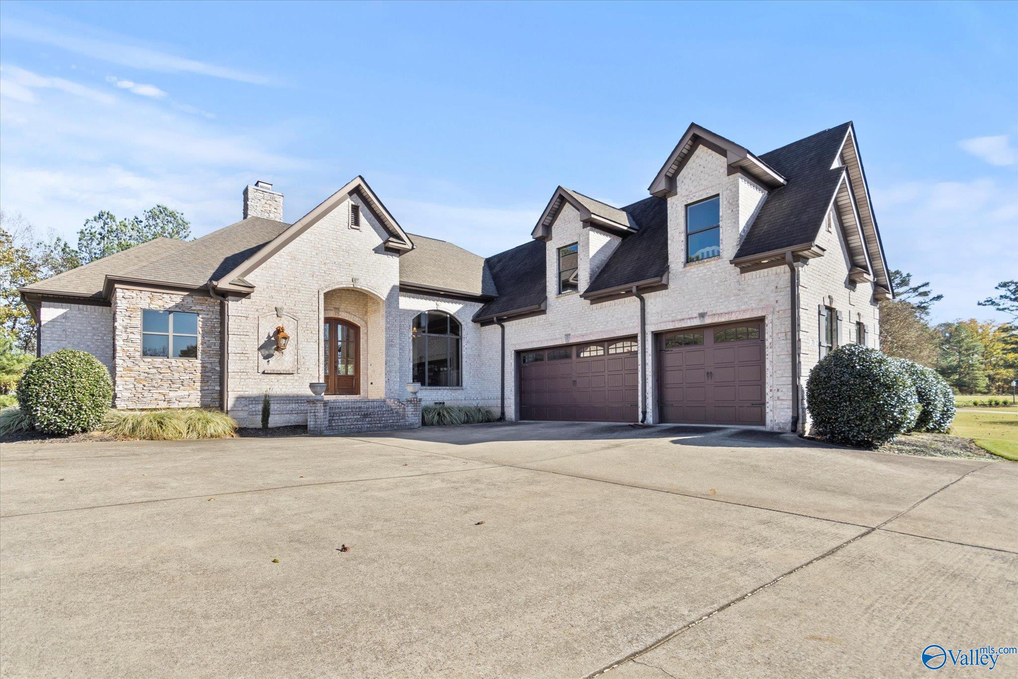 70 North Ridge Drive