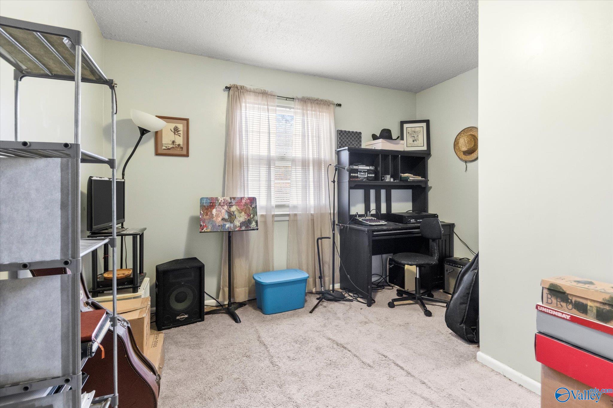 2220 Hickory Hills Drive