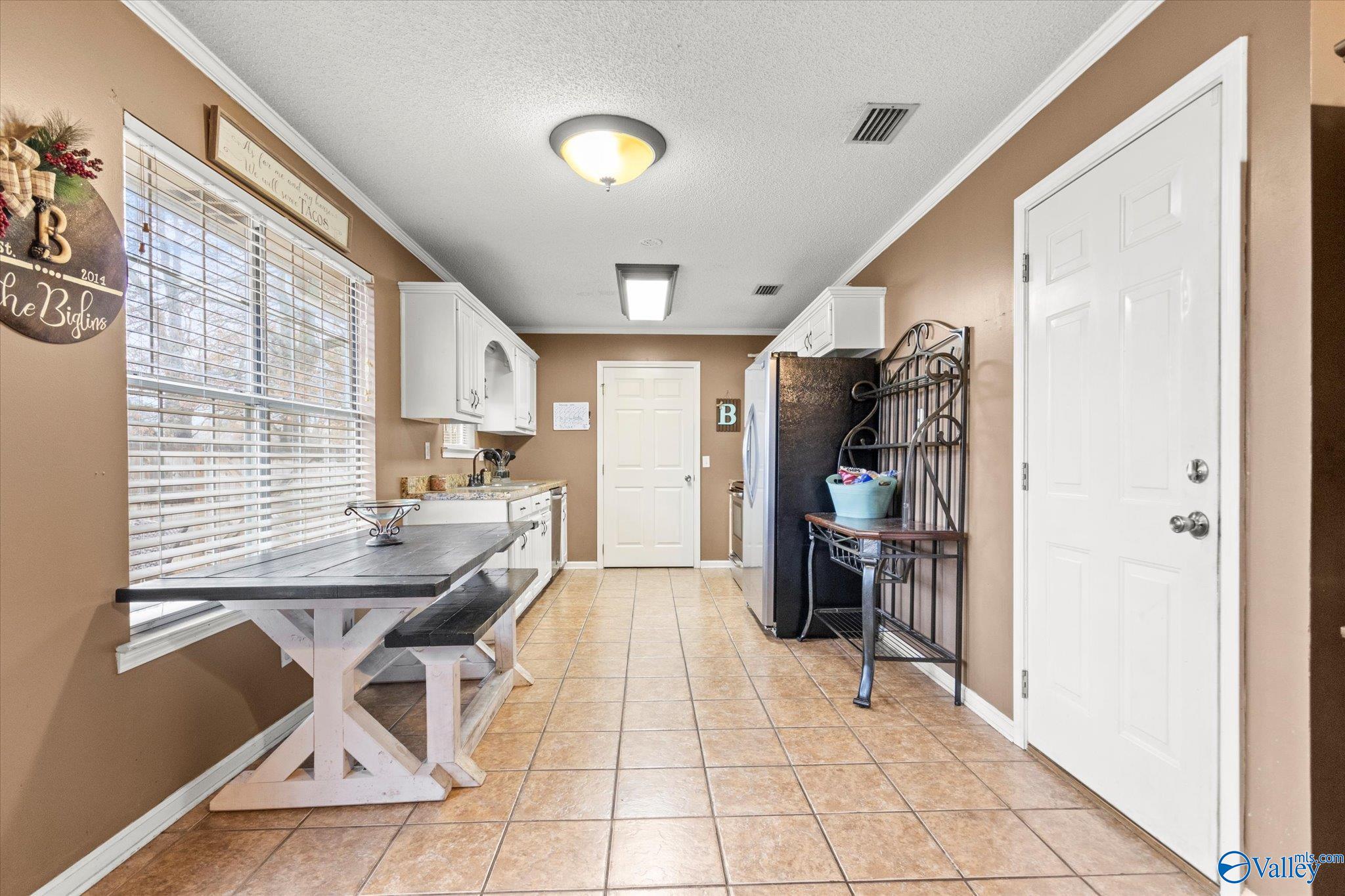 410 Briarwood Avenue