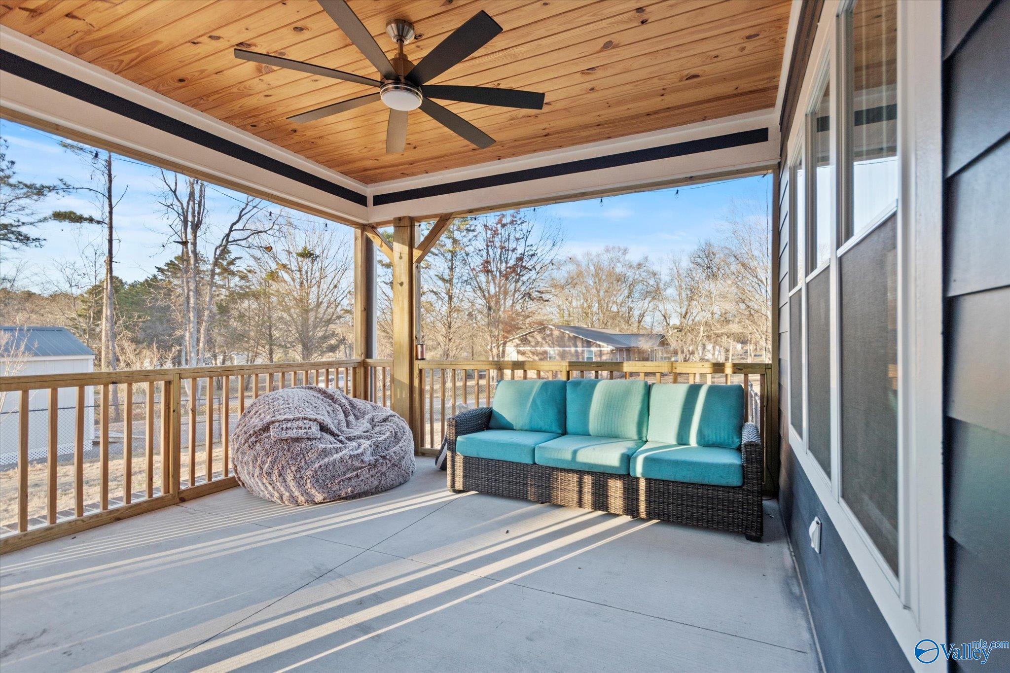 4022 Browns Valley Road