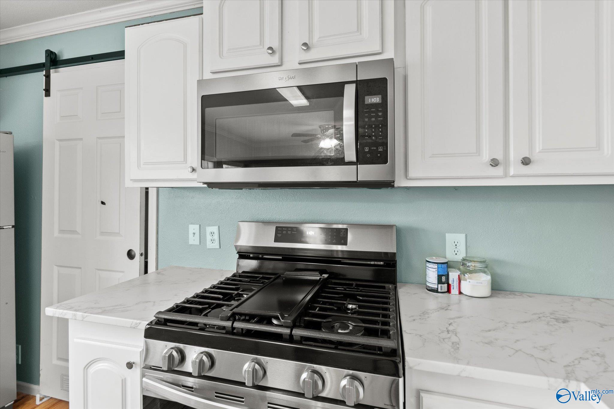 5565 Rock Springs Road