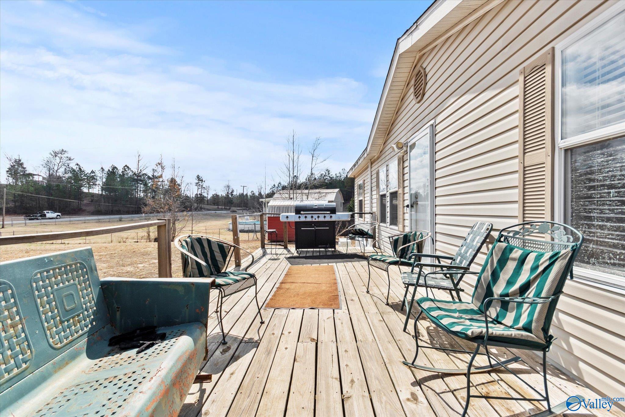 5565 Rock Springs Road