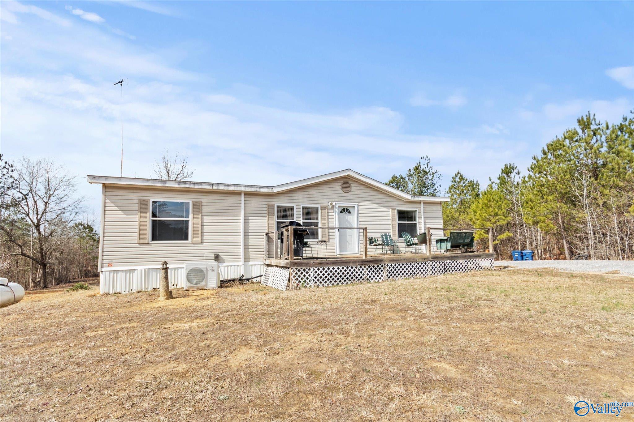 5565 Rock Springs Road