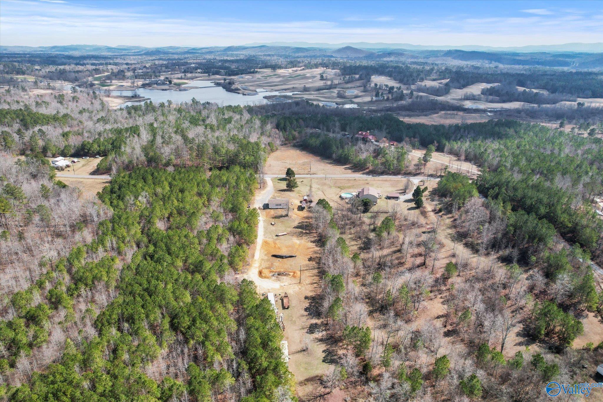 5565 Rock Springs Road