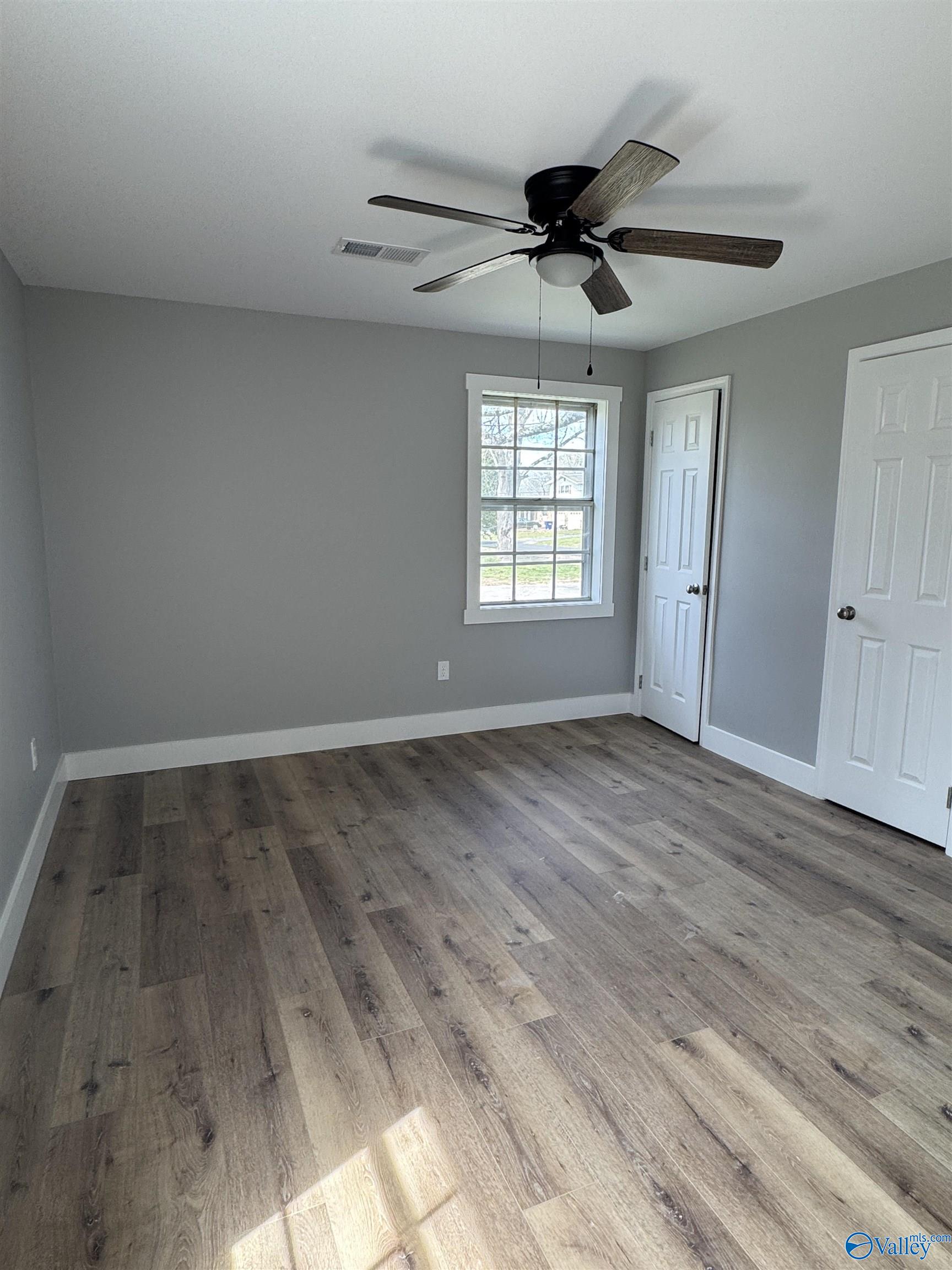 1017 Edgemont Street