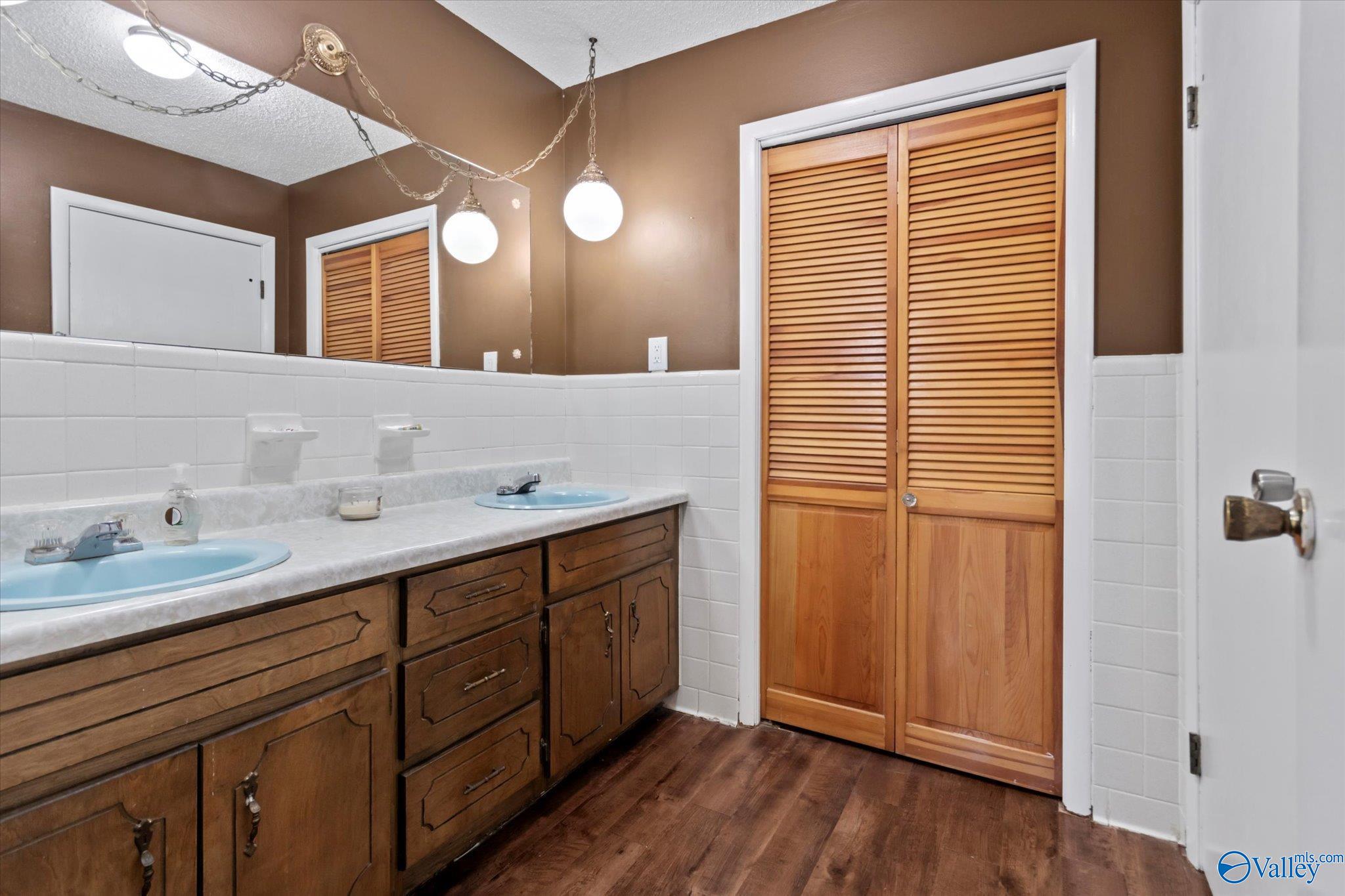 1667 Cove Spring Road