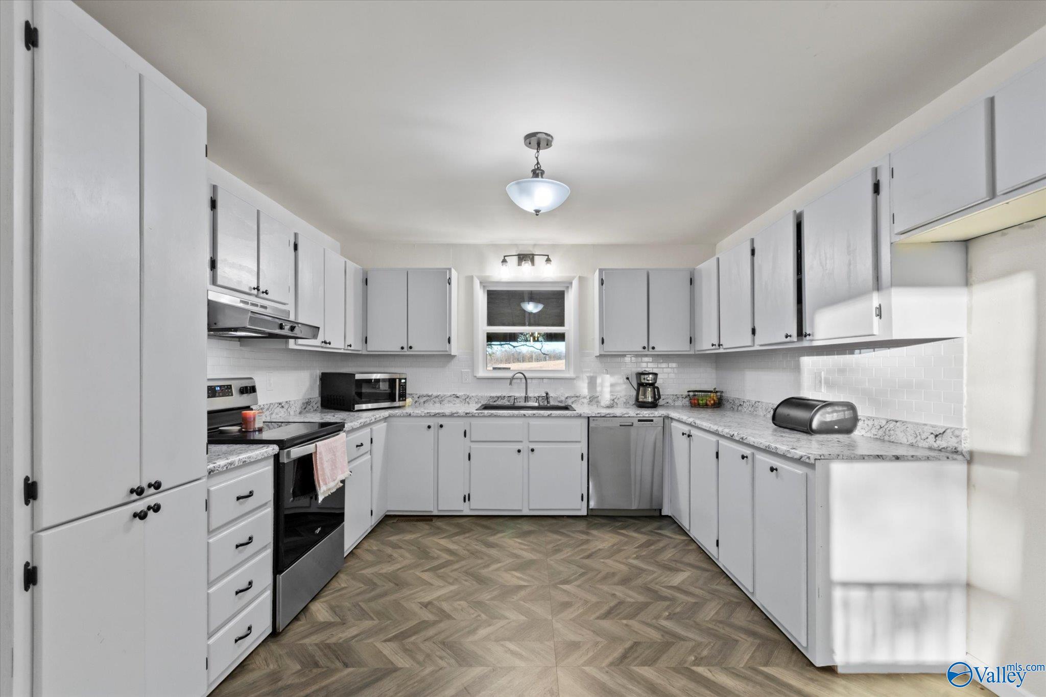 1667 Cove Spring Road