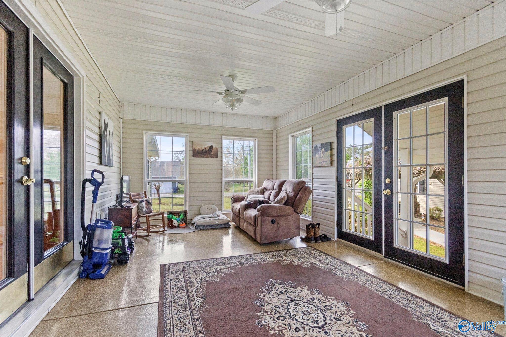 1327 Ponderosa Avenue